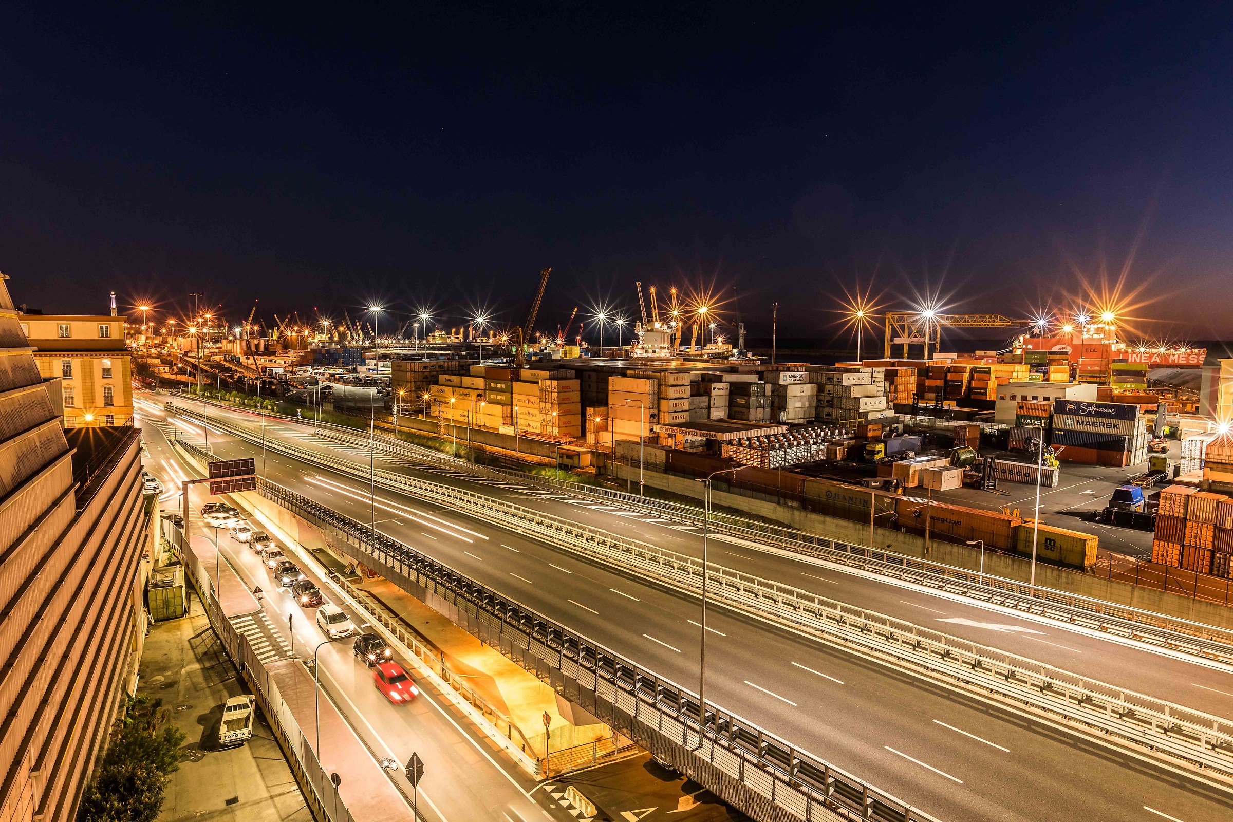 (Sempre) dal tetto del centro commerciale..