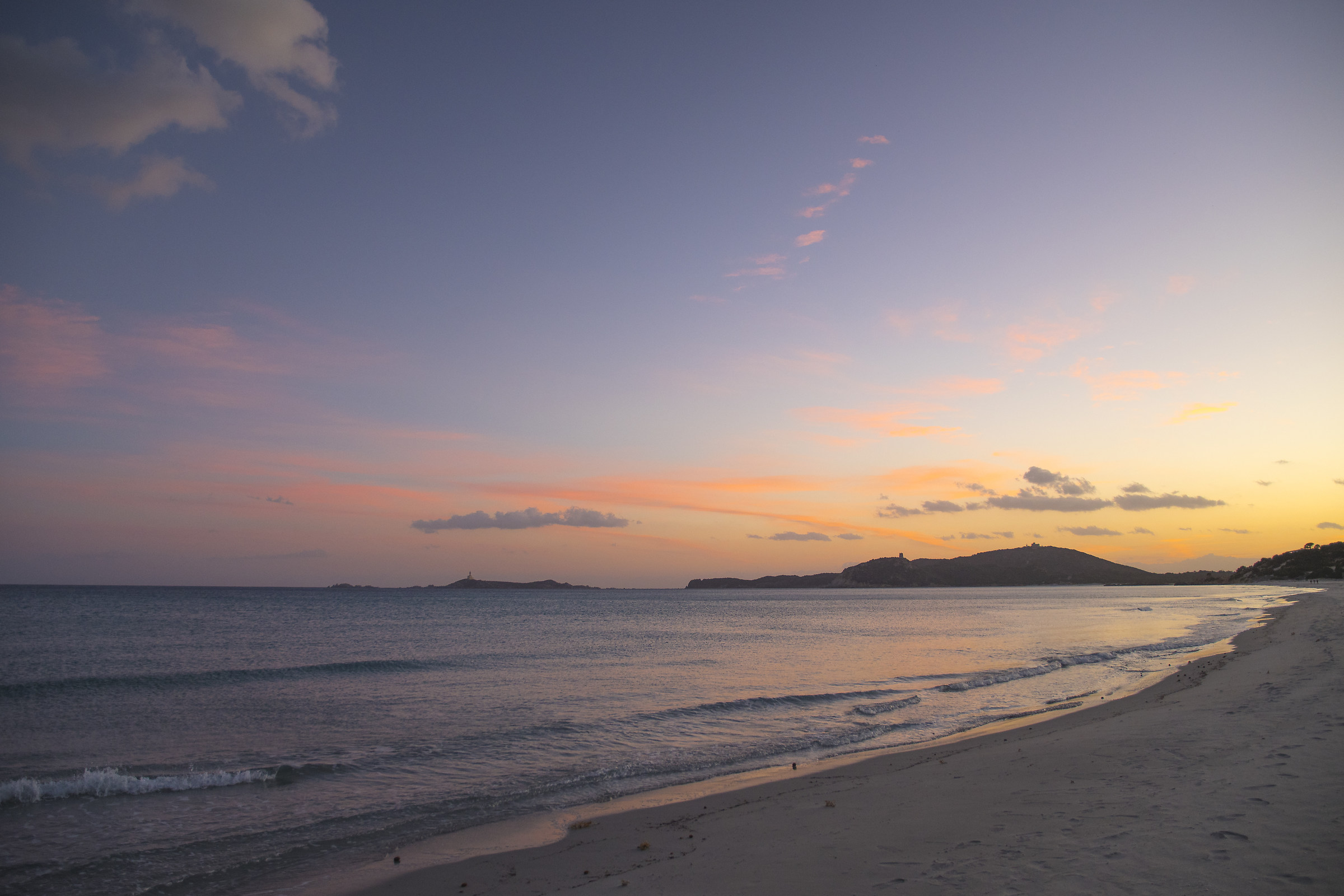 Tramonto sulla spiaggia di Villasimius