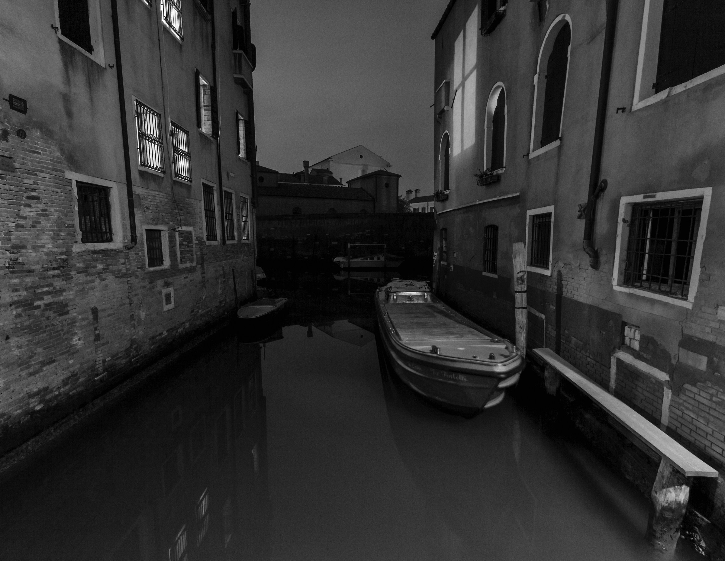 B & B Venice or By Night 1