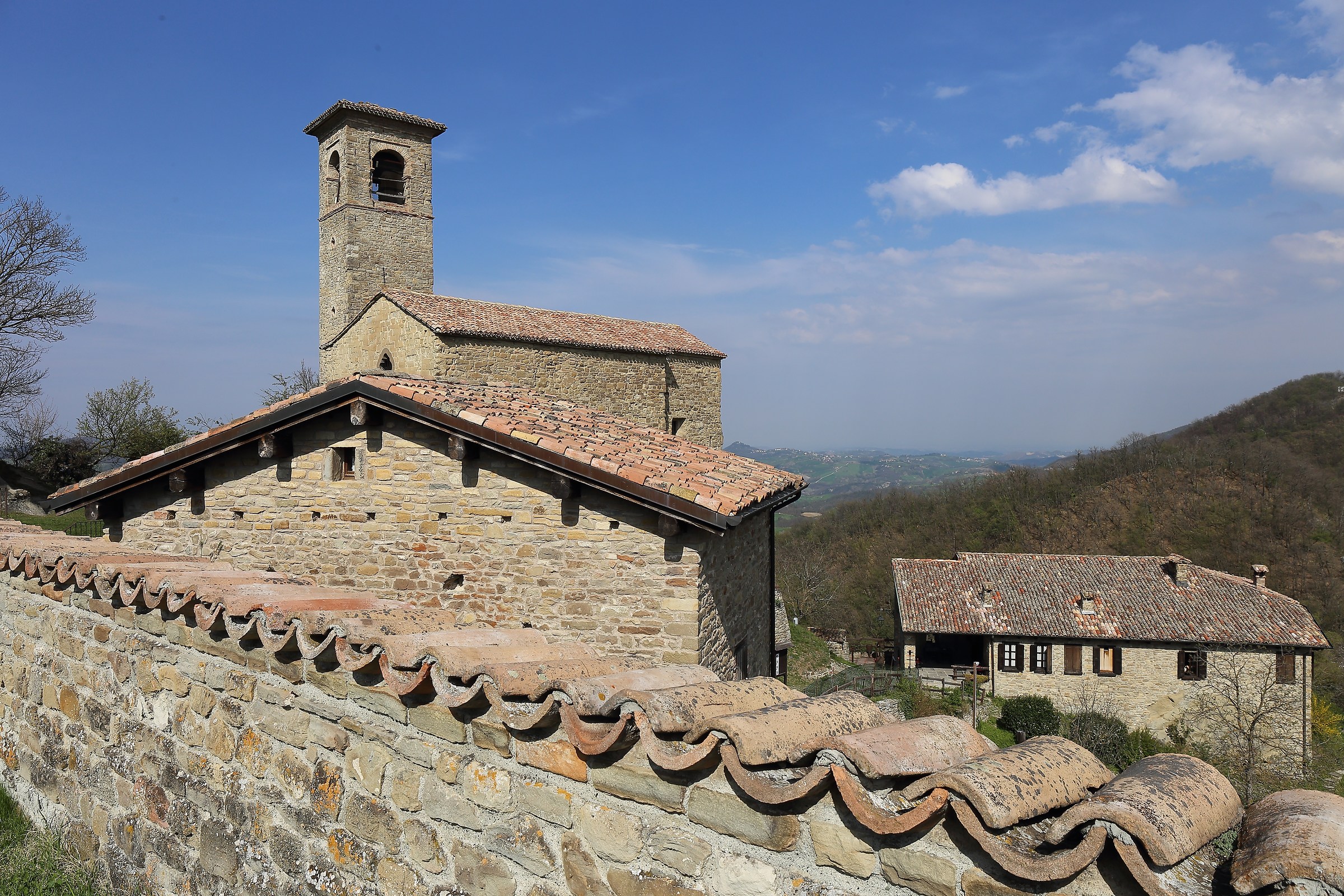 Castello di Carpineti (Reggio Emilia). Il Borgo.