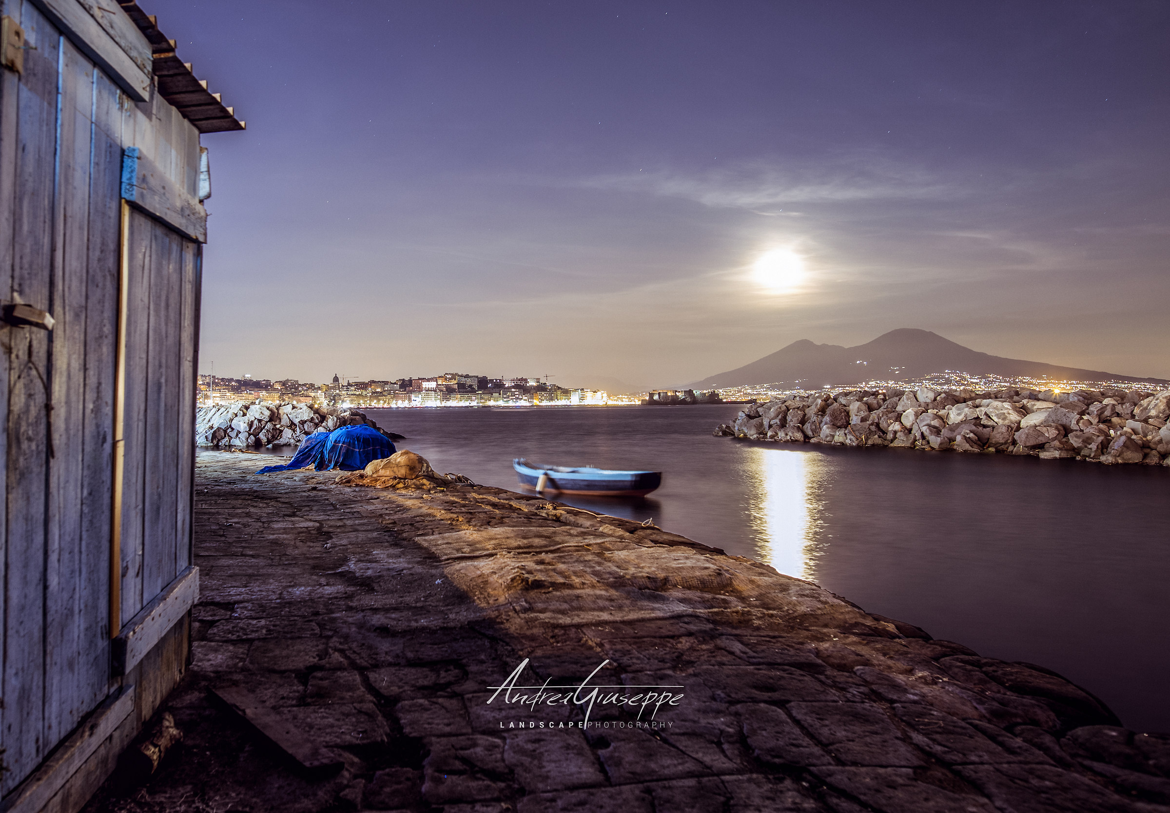 Naples fullmoon