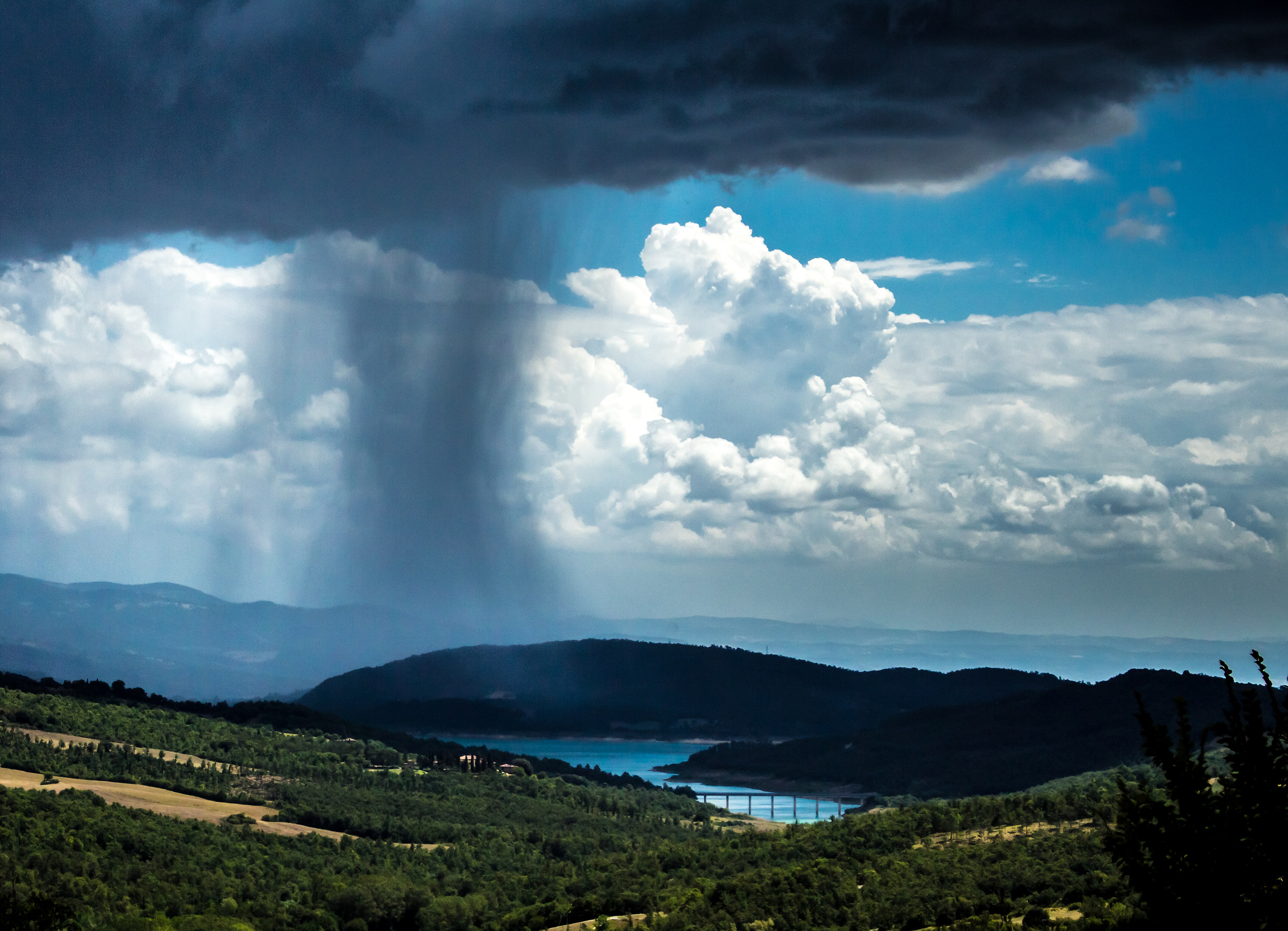 Summer rain on Montedoglio
