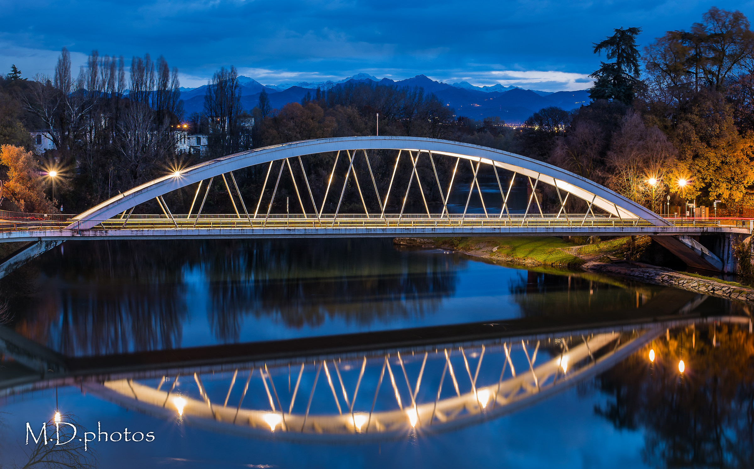 Il riflesso del ponte