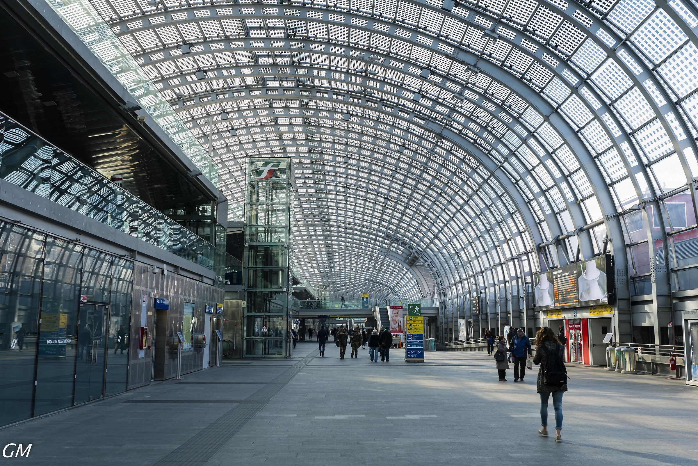 Torino - Interno Stazione Porta Susa
