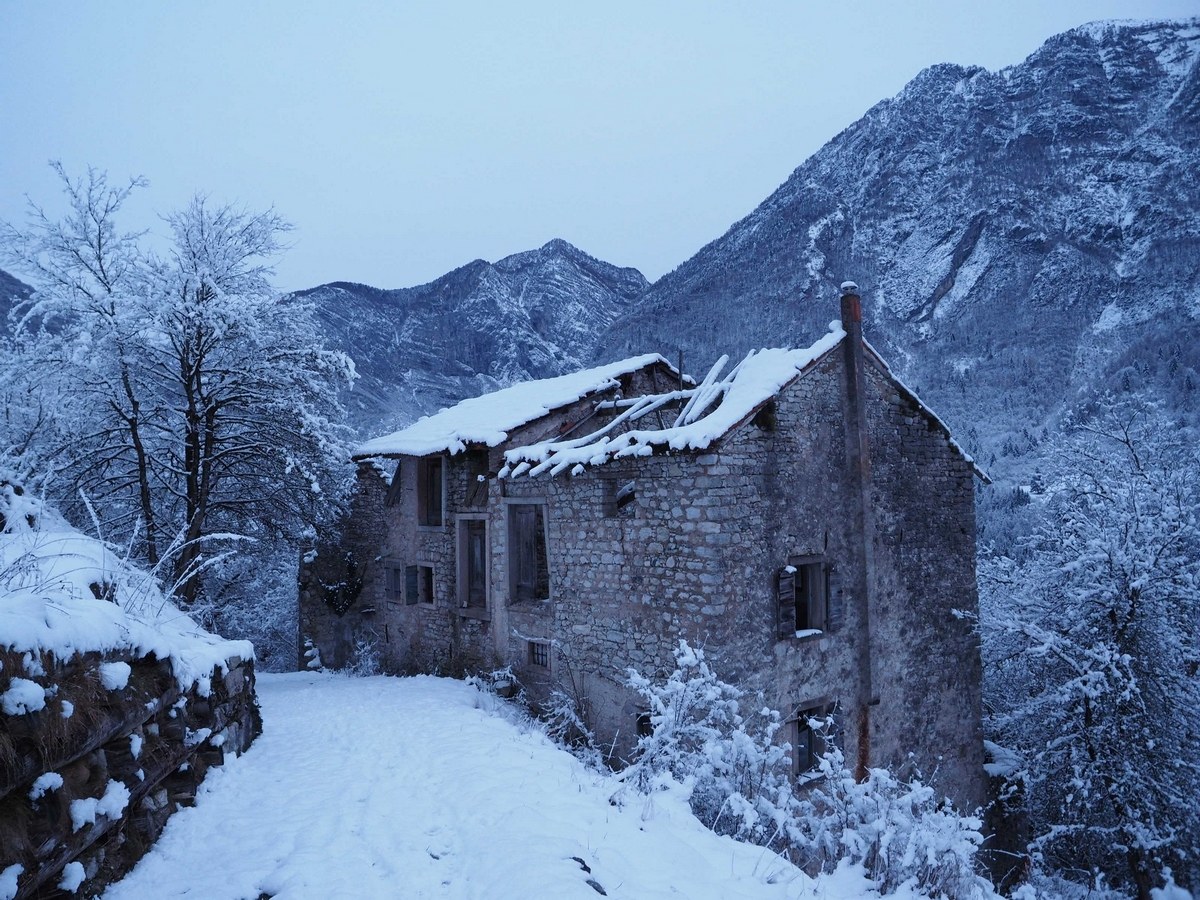 fascino della decadenza