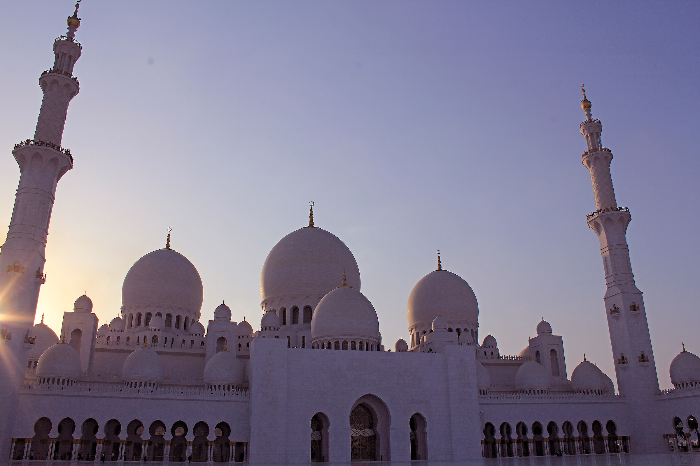The great White Mosque of Abu Dhabi
