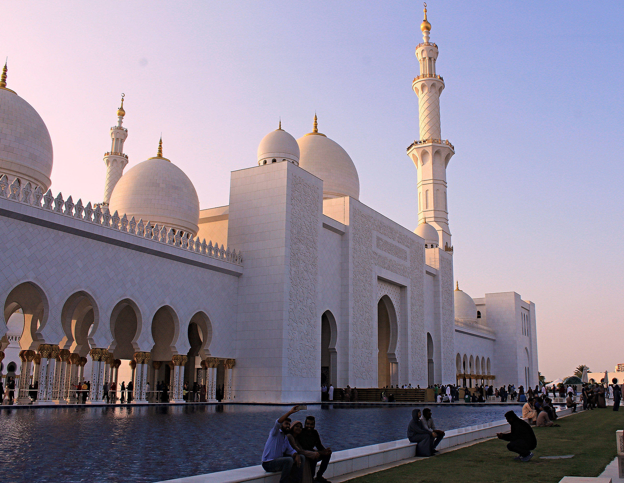 The great White Mosque of Abu Dhab