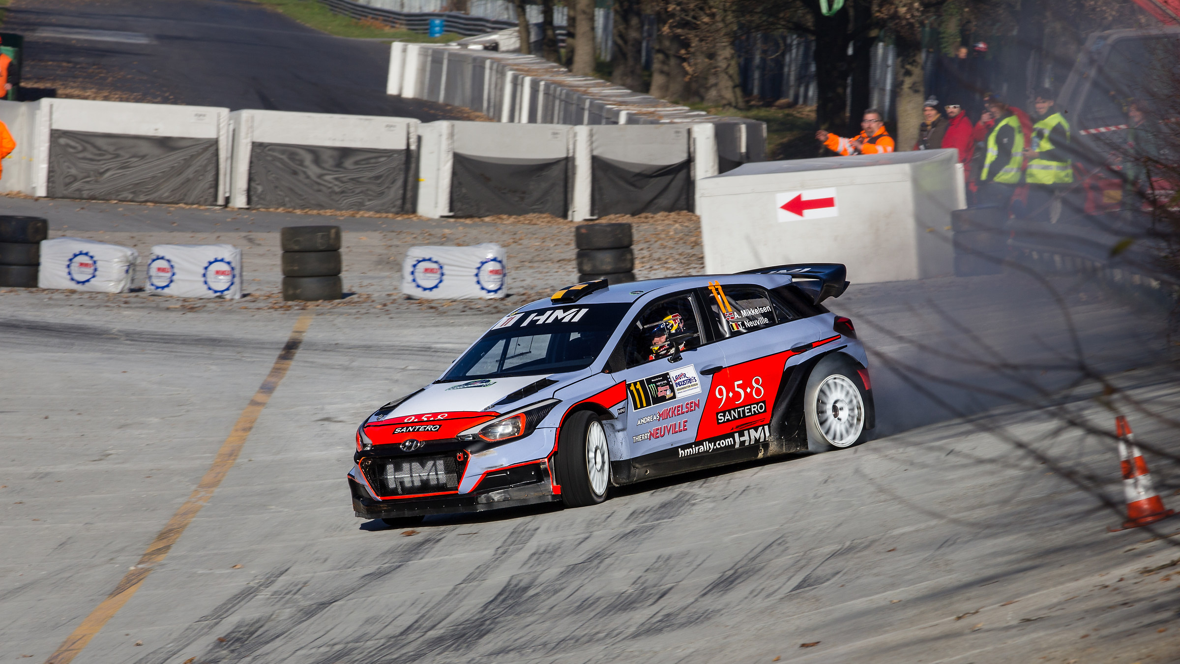 2017 Rally di Monza  --   Mikkelsen & Neuville