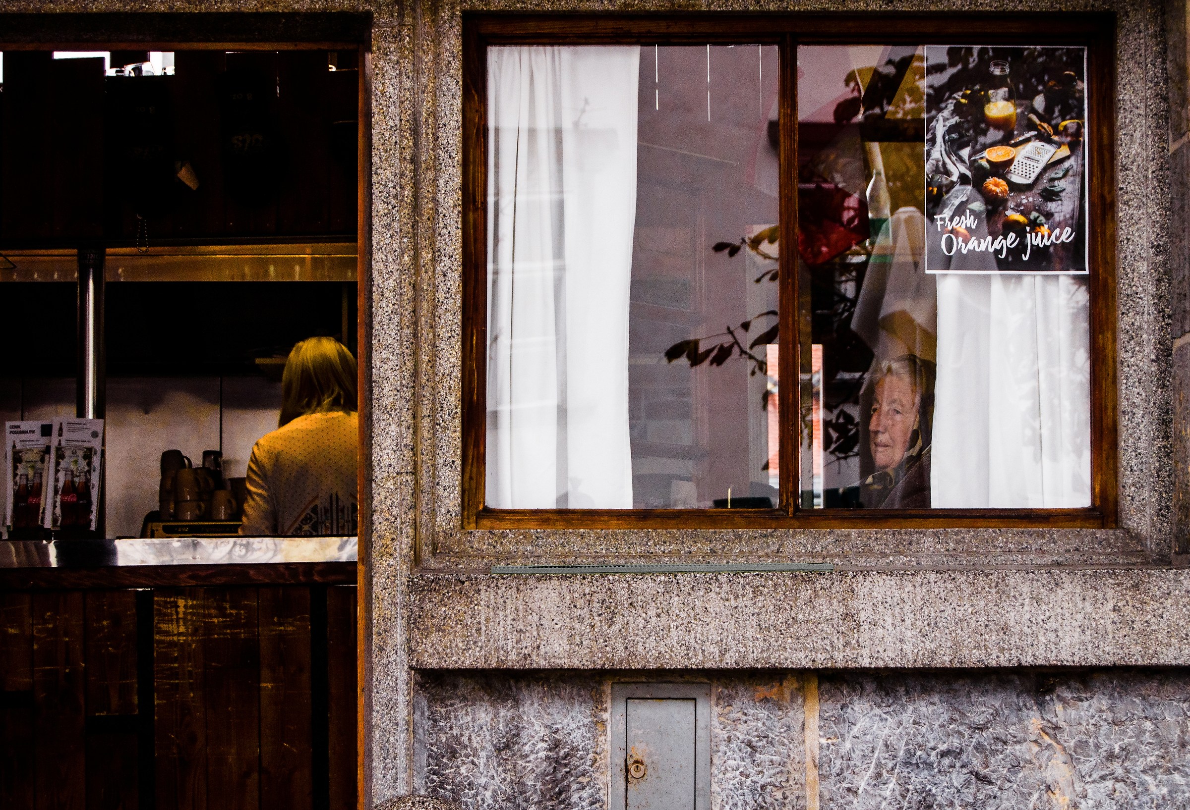 Breakfast at the window