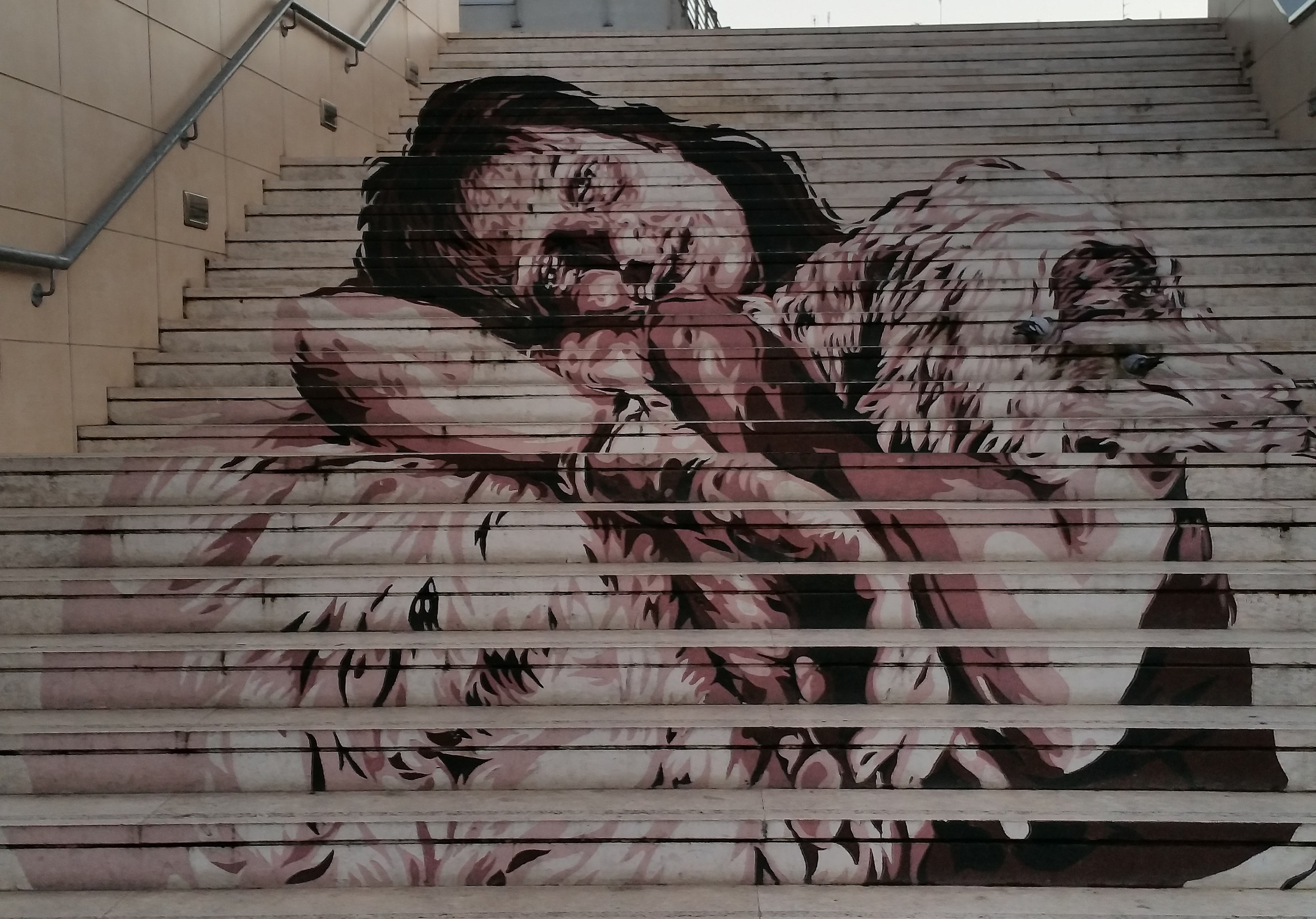 Anna Magnani staircase