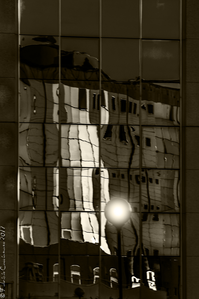 Distorted reflections2