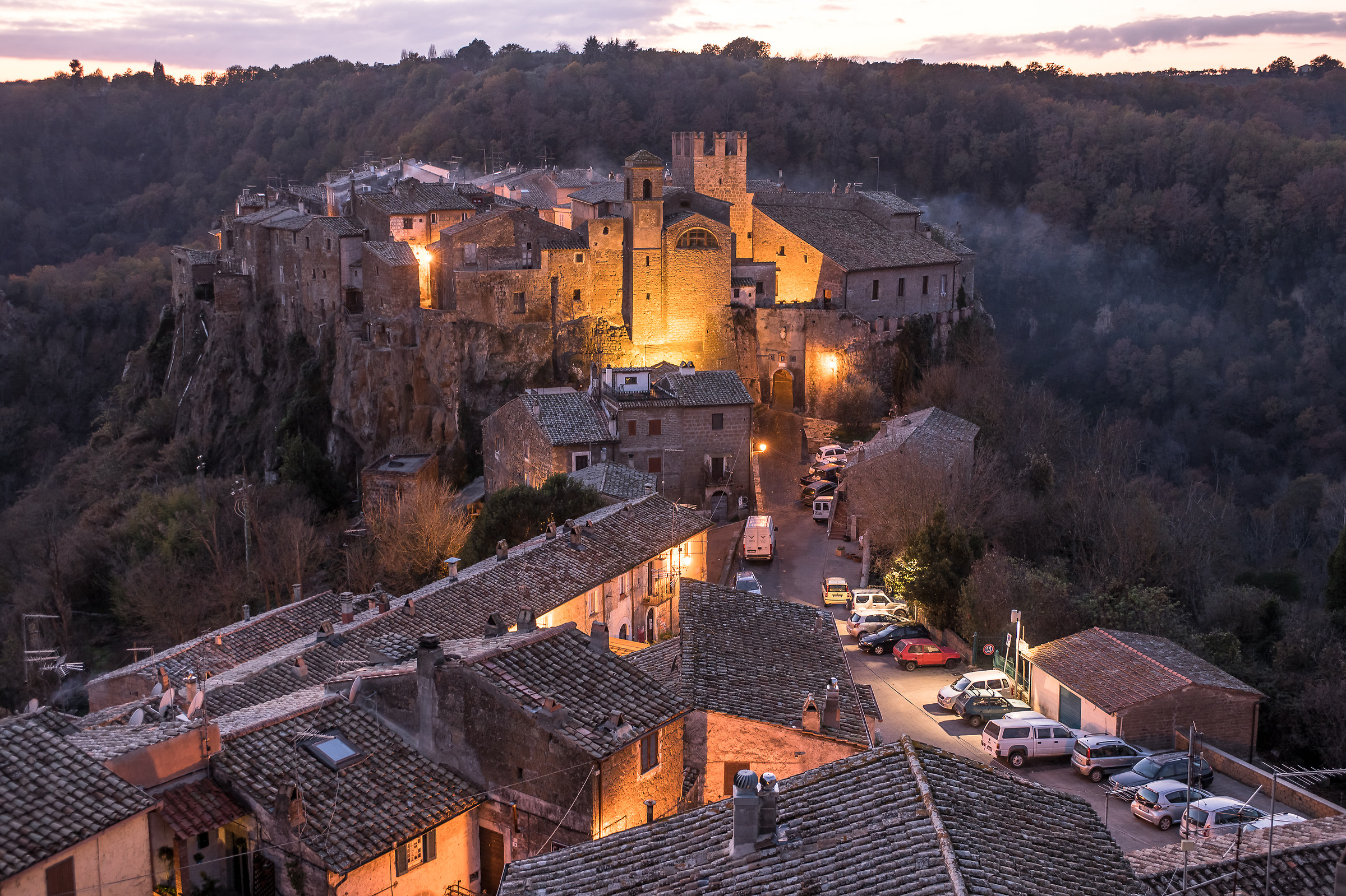 Calcata (Vt) - First at night