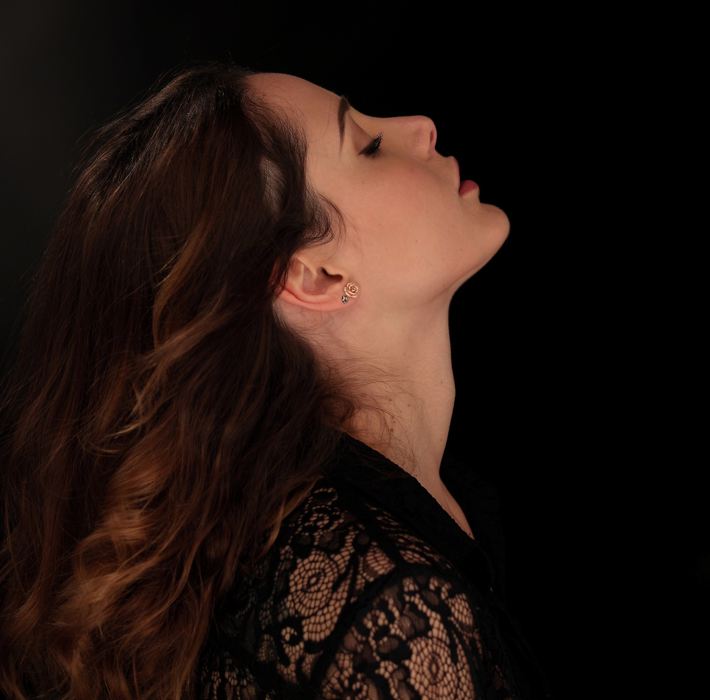 Sadie Gray in 70-200 2.8 IS II