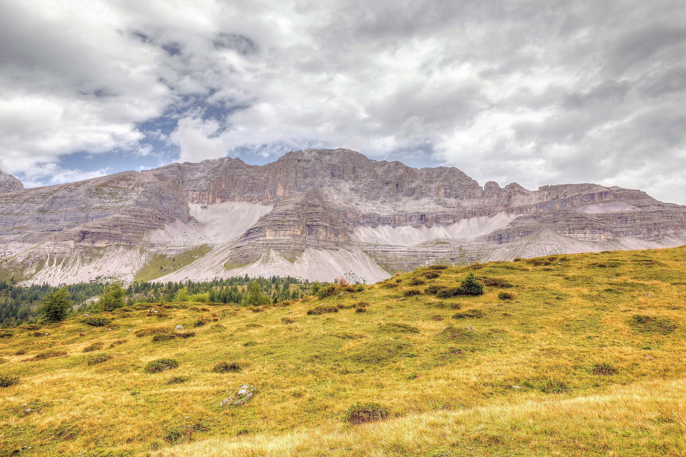 Monte Spinale (prima della pioggia)