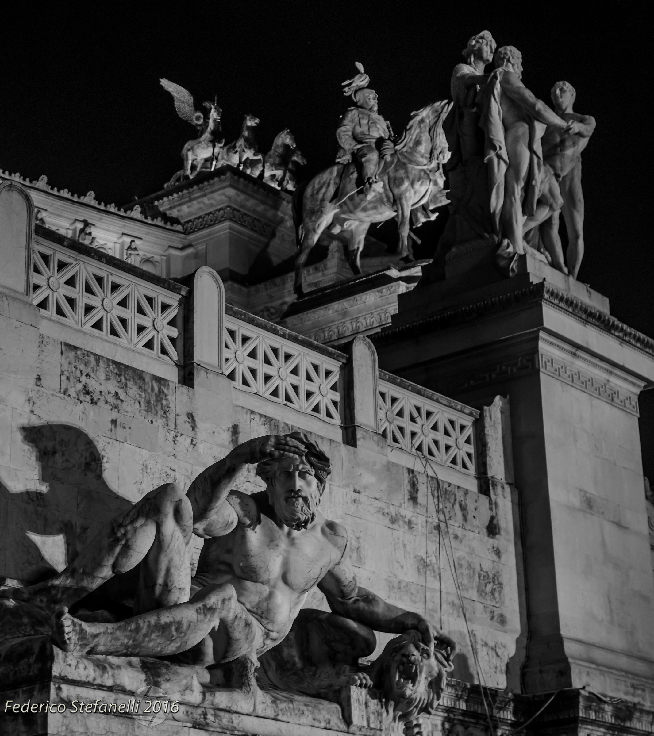 Statue al Vittoriano