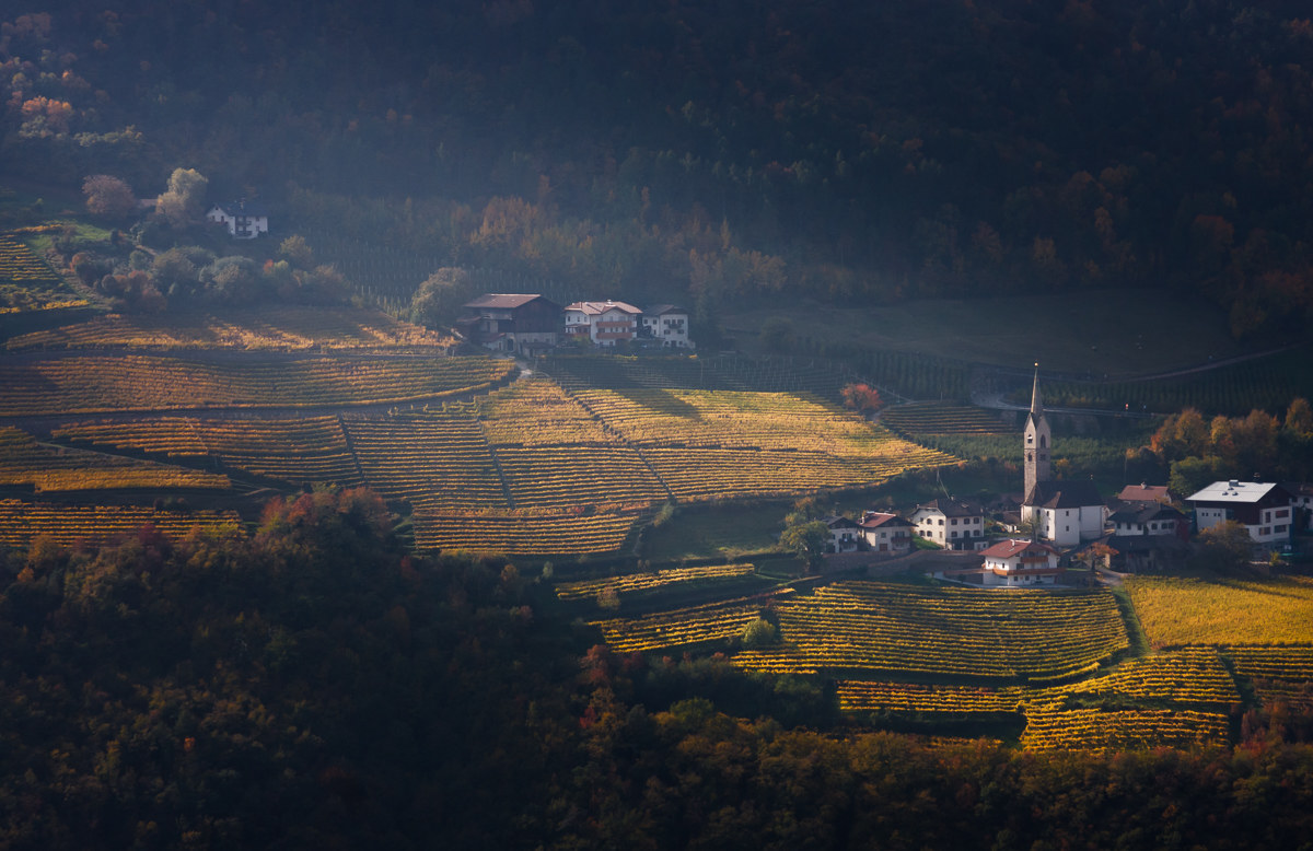 Lights above the Isarco ...