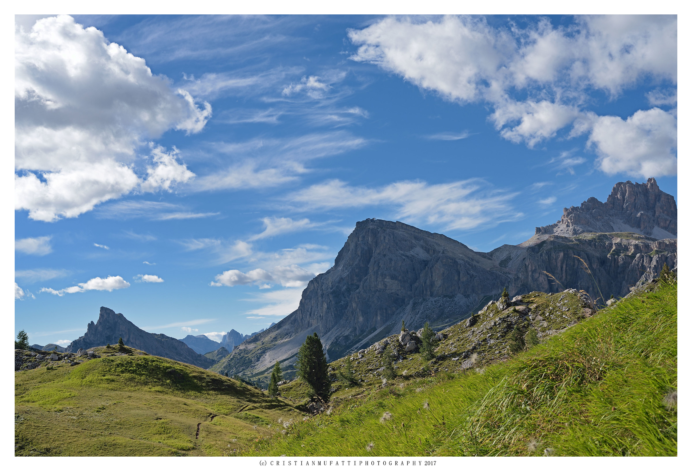 Cirrus or cirrostratus?