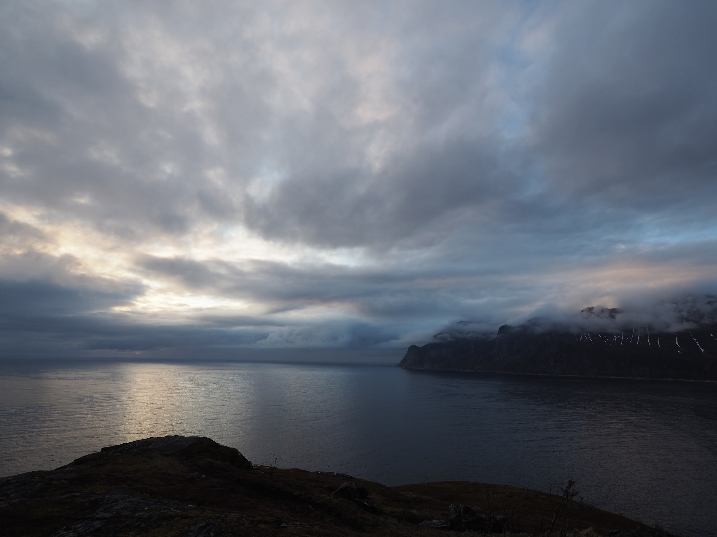 where depth of sky and sea meet each other