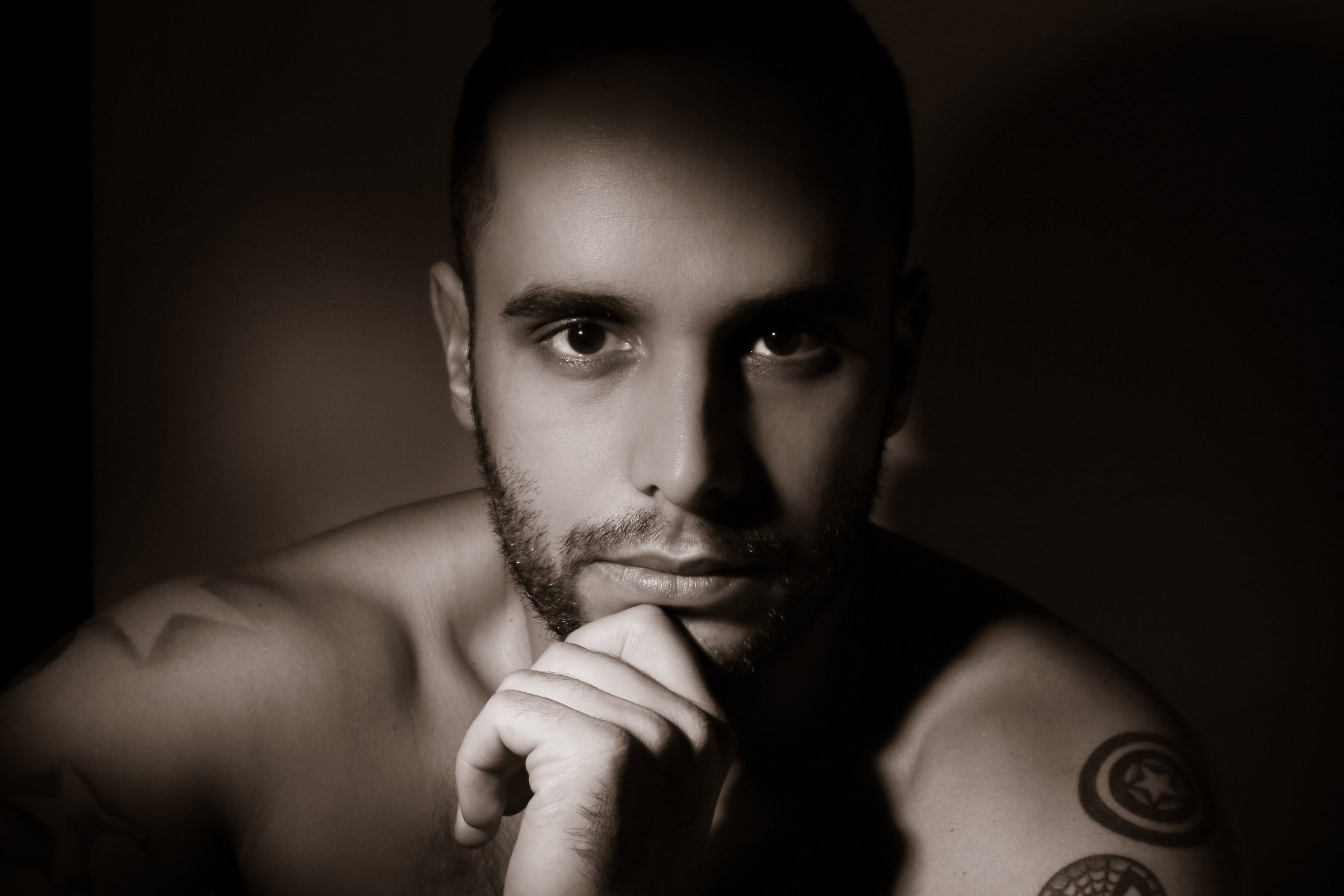 Autoritratto in low key