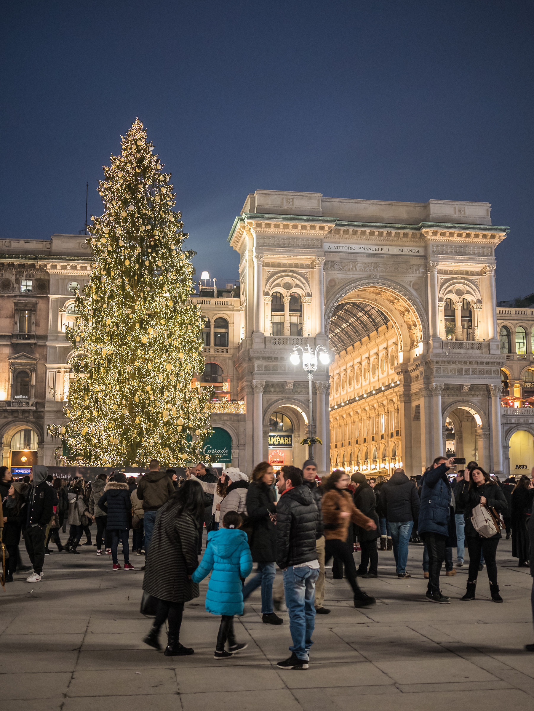 Christmas in Milan - 4