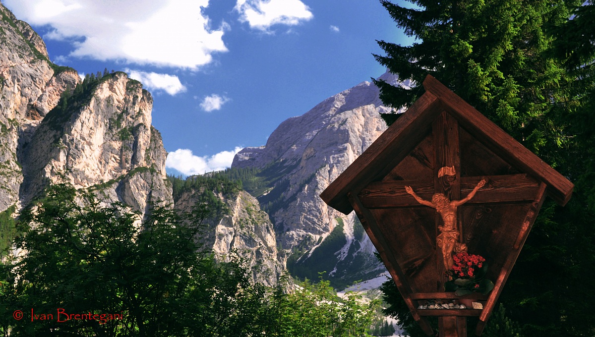 Crocifisso del Lago di Bries