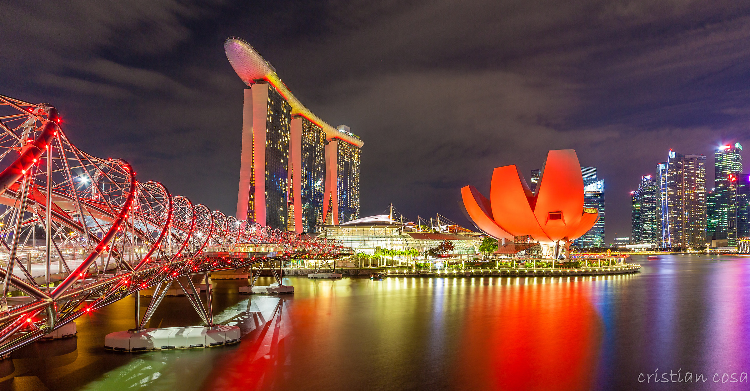 Marina Bay Sands - Helix Bridge - ArtScience Museum
