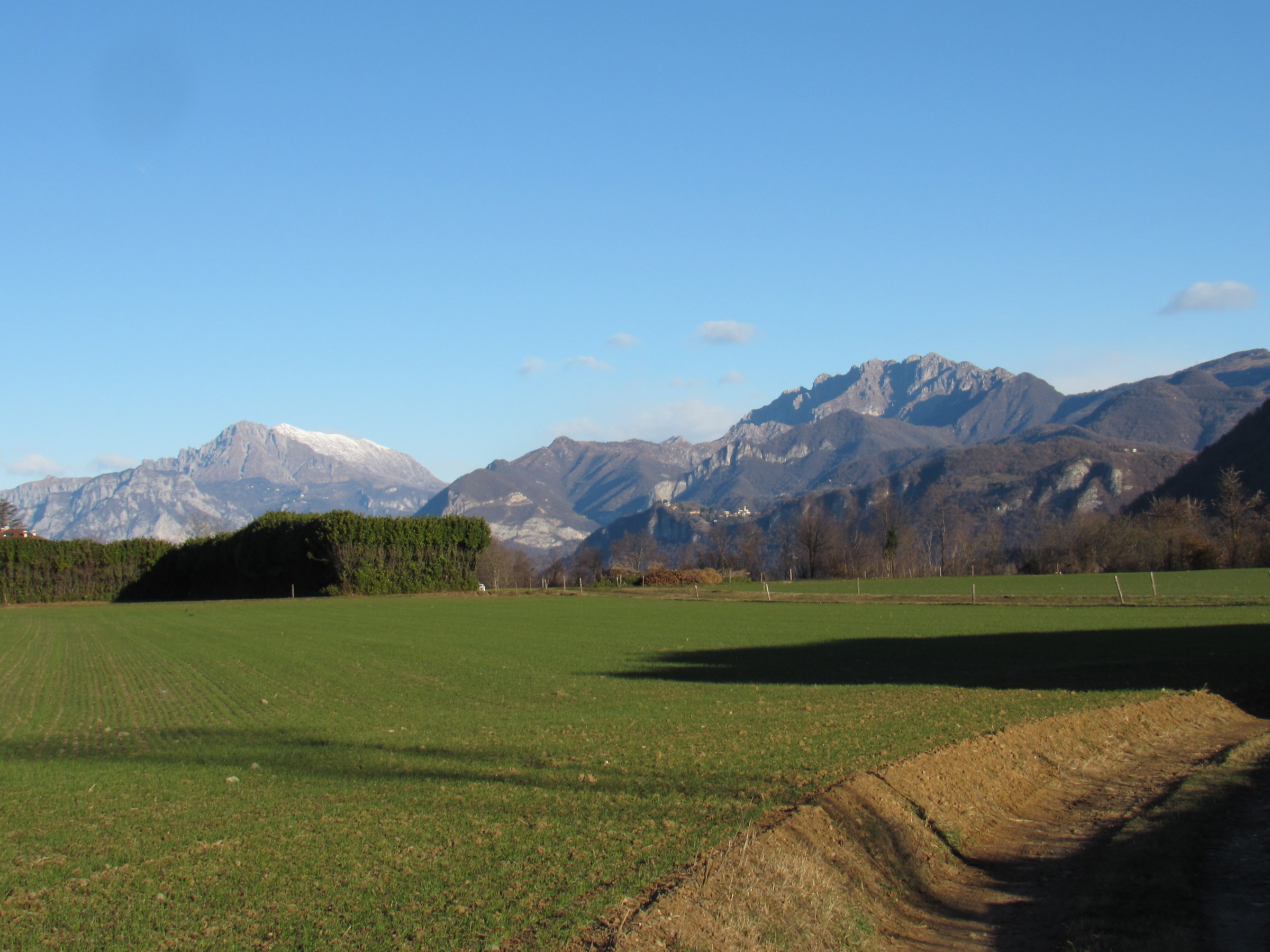 All'ombra dei giganti brianzoli......Grigna e Resegone