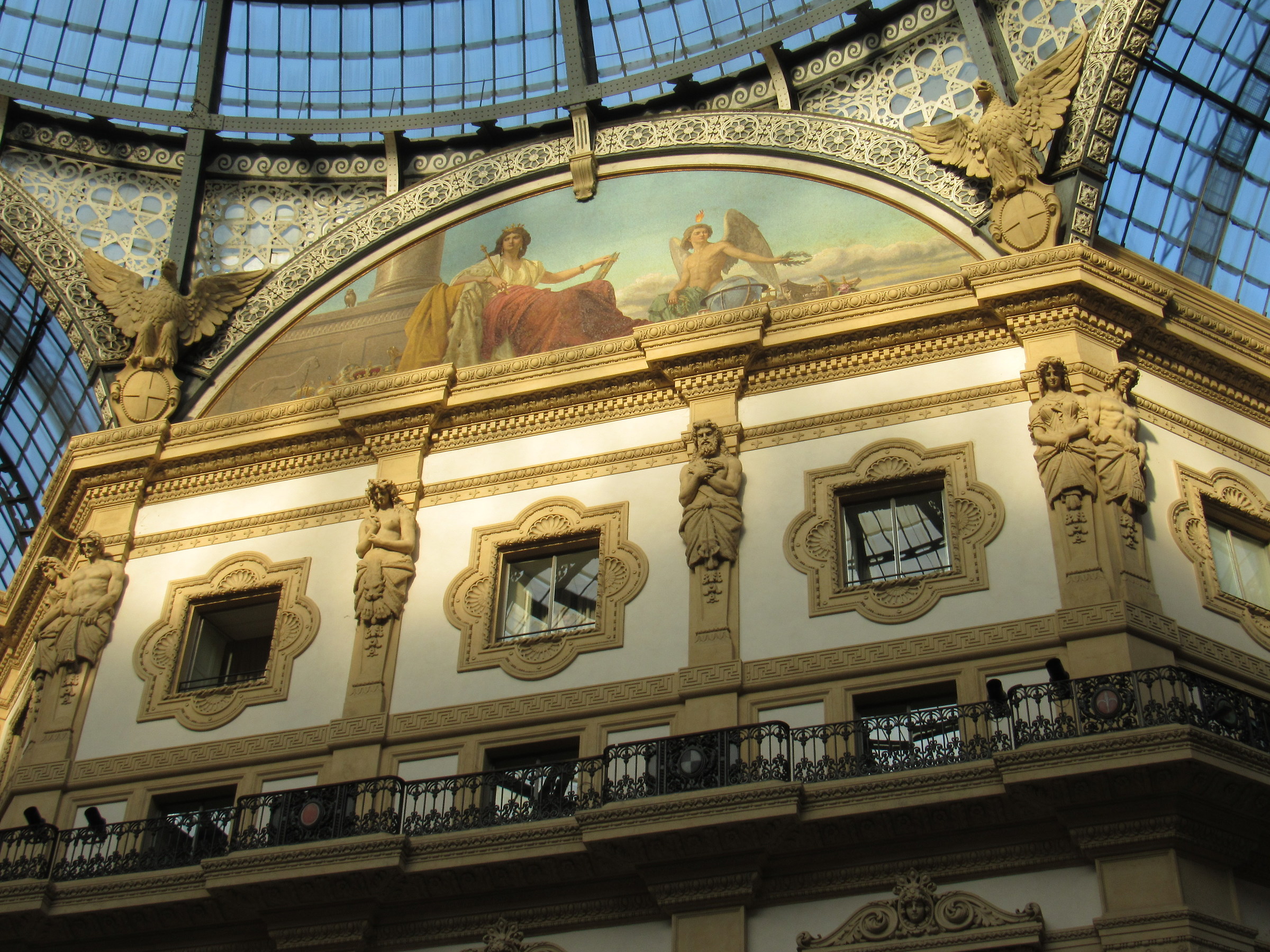 Sprazzi di ...Galleria ( Vittorio Emanuele, Milano )