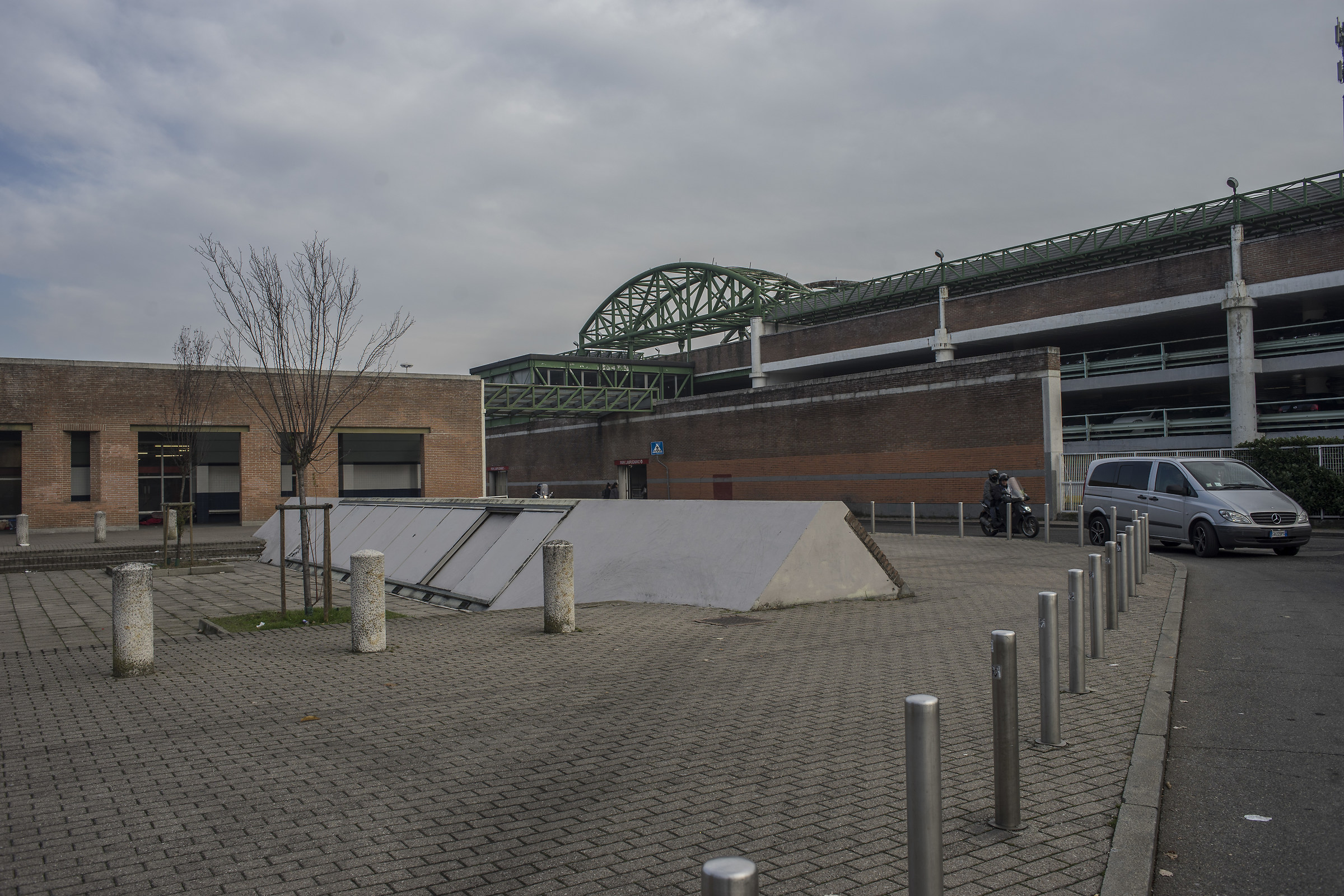 Zeiss-Contax Vario-Sonnar test 80-200mm f / 4 (c / y) - 2