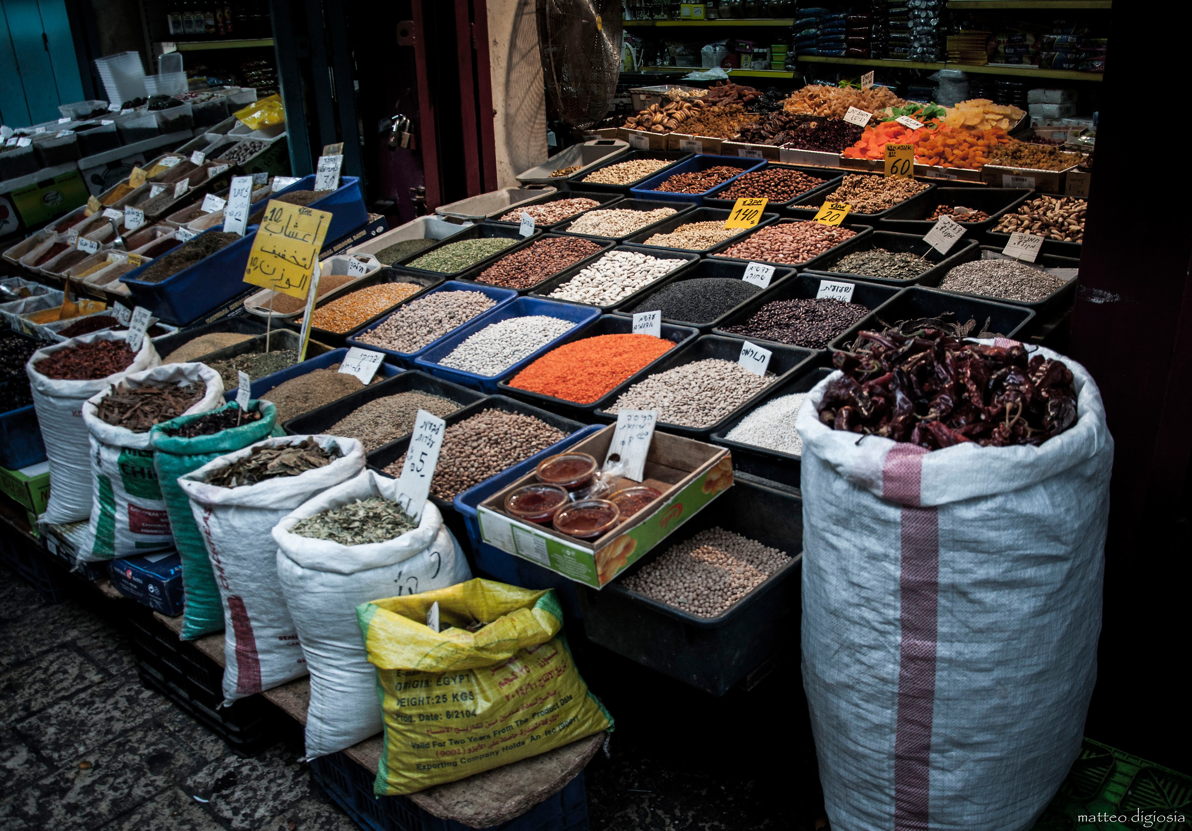 Il banco delle spezie