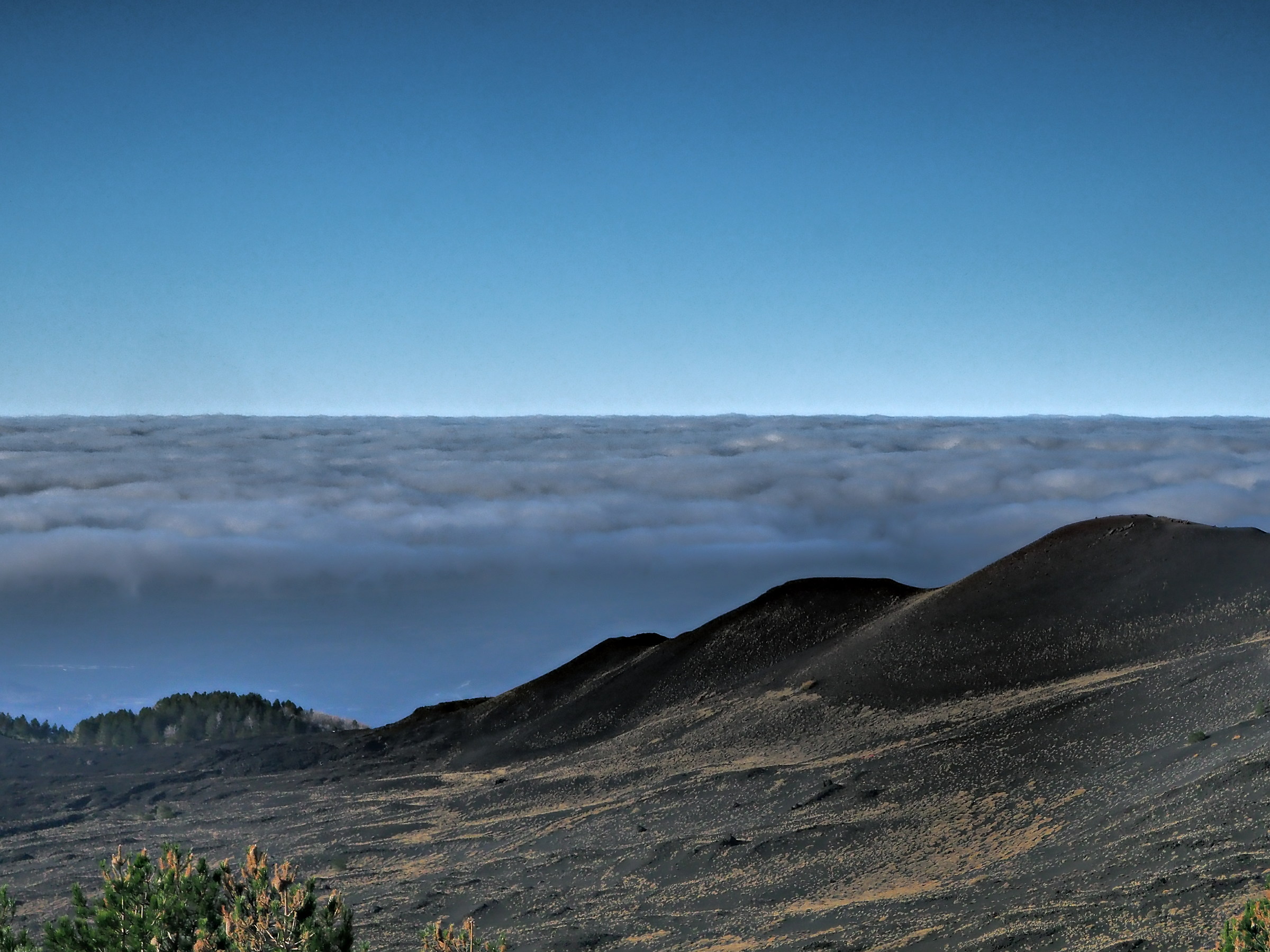 Etna craters with buttons