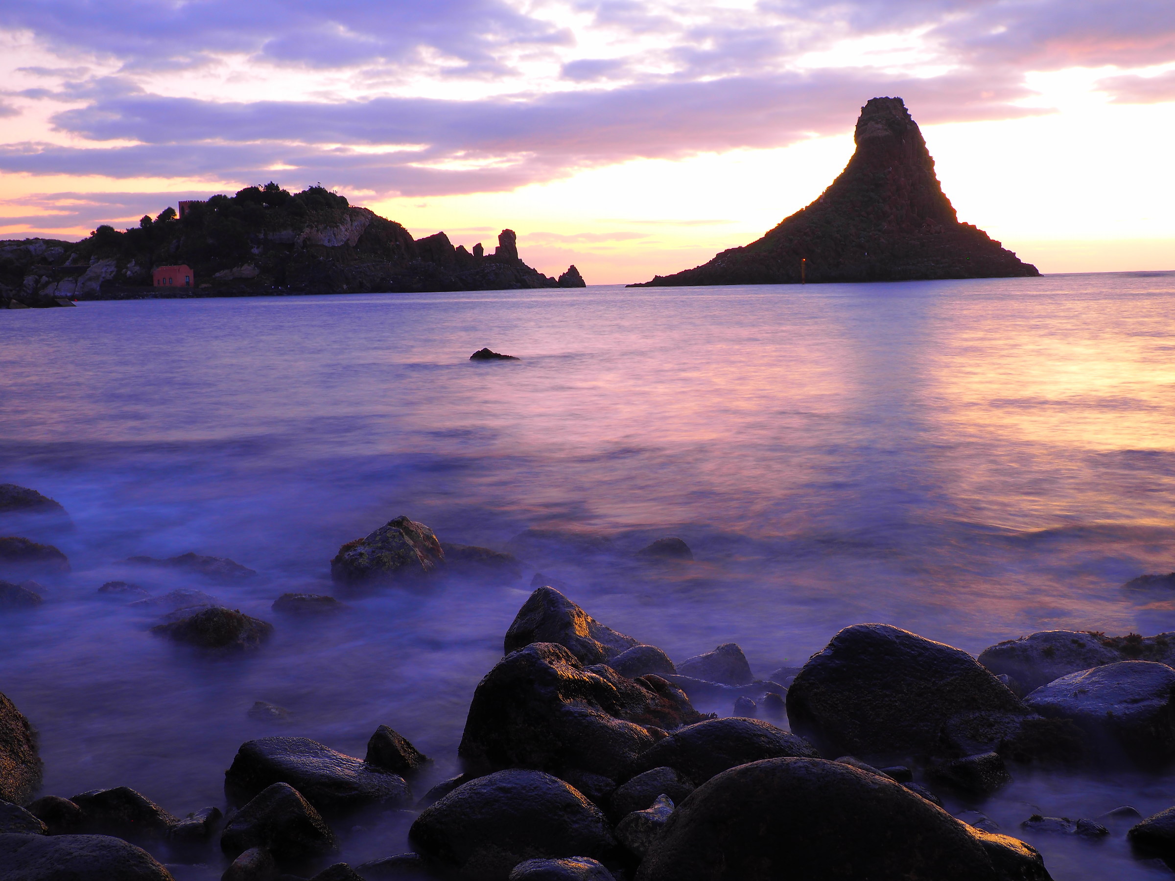 sunrise in Acitrezza