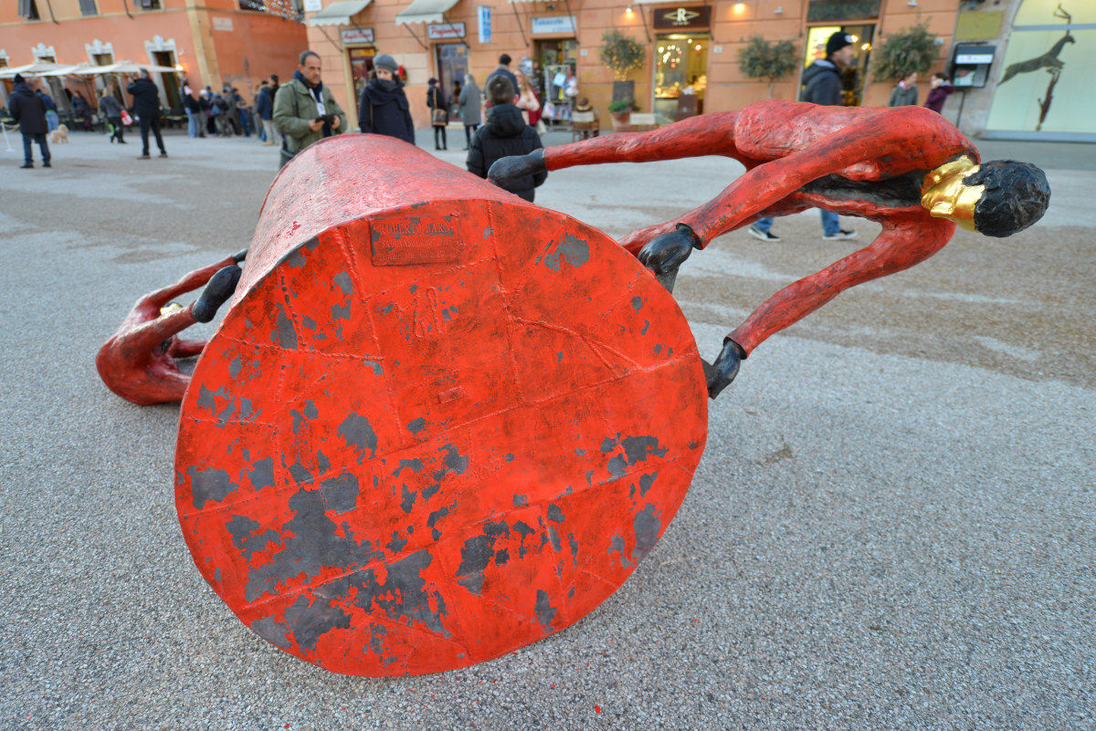 Pietrasanta - Piazza D'Uomo