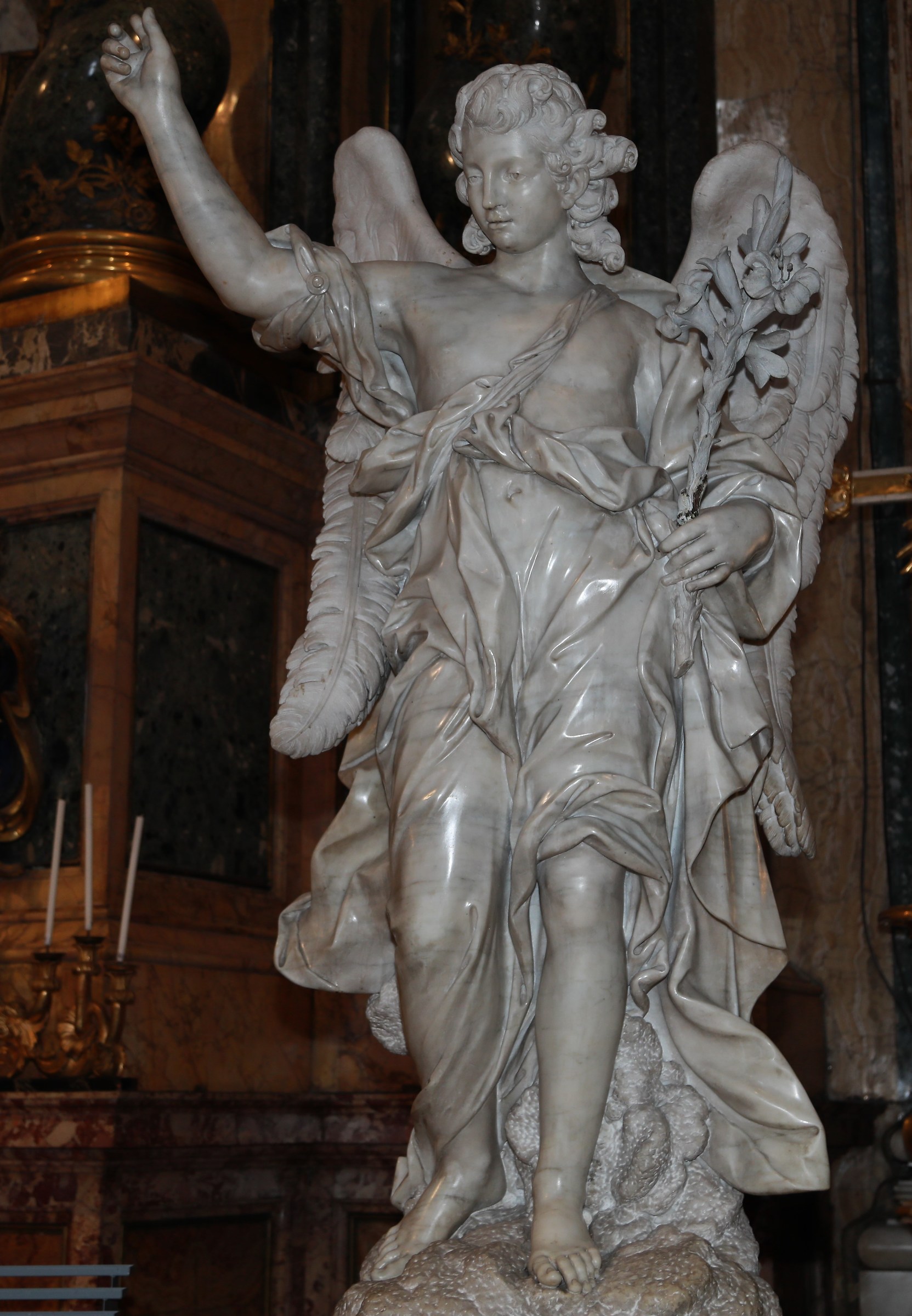 Rome, marble angel, studio photo
