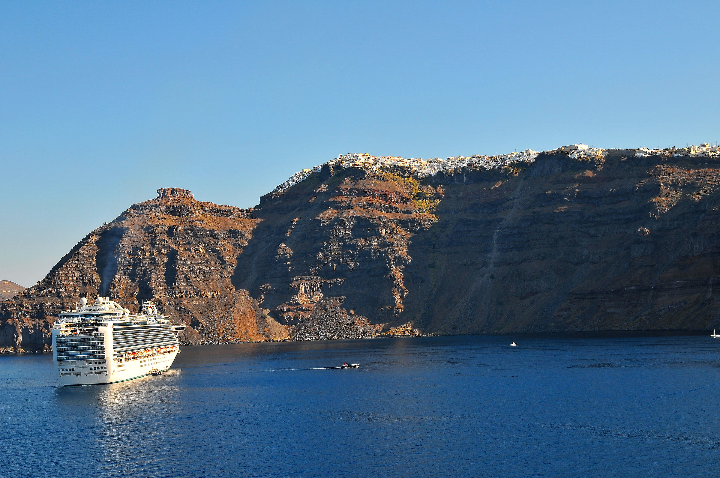 All'alba arrivando al porto