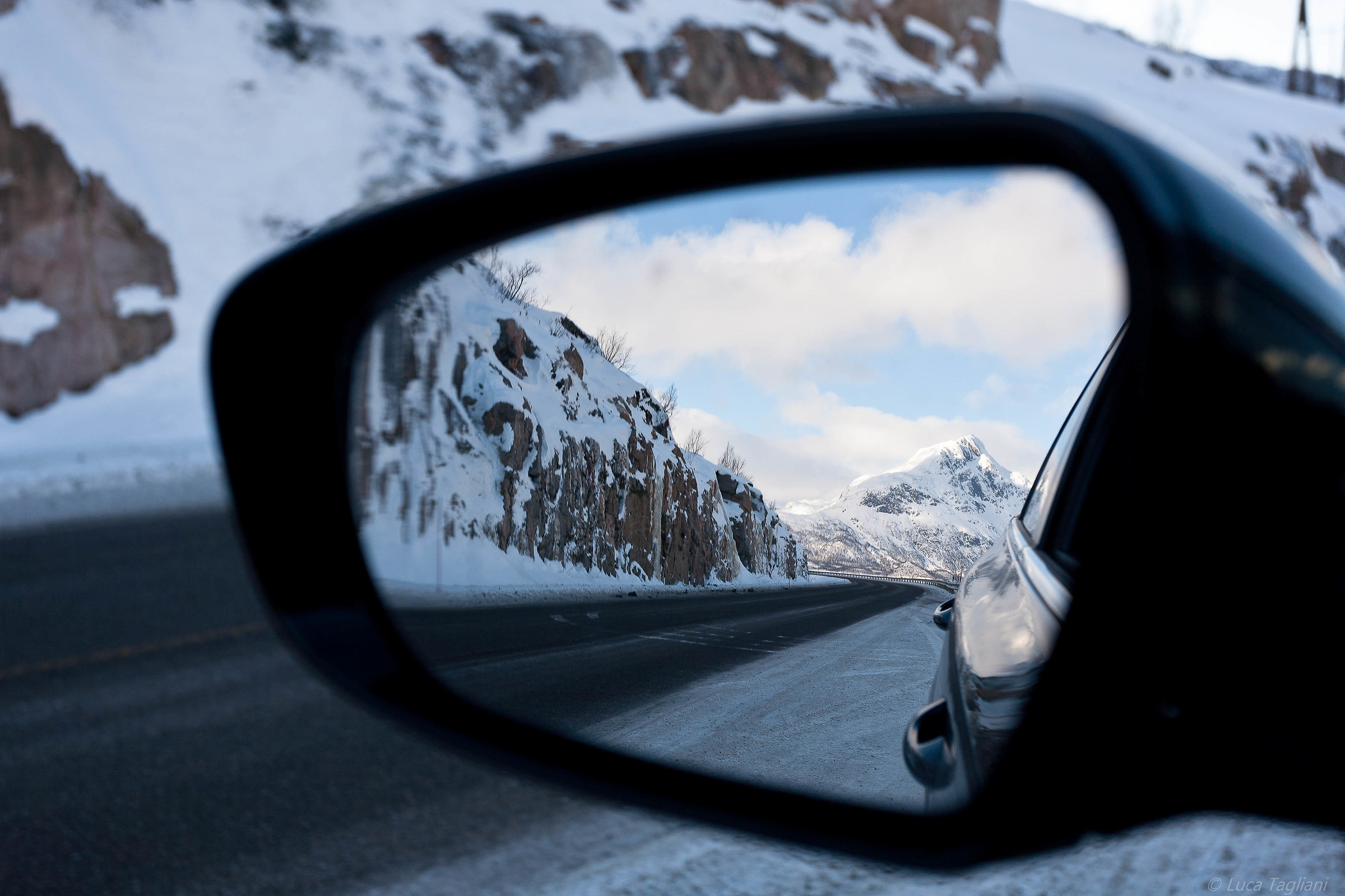 I only see snow and mountains