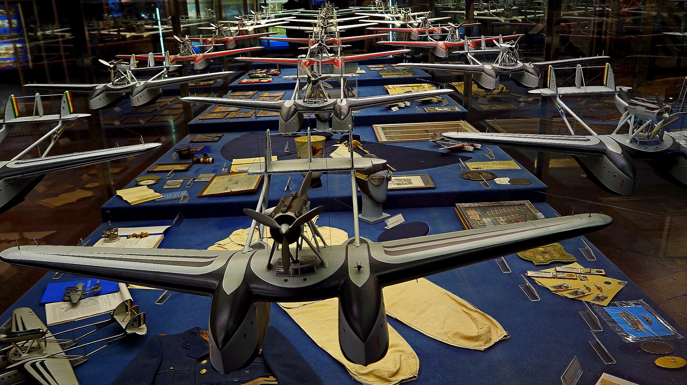 Trasvolata in miniature.