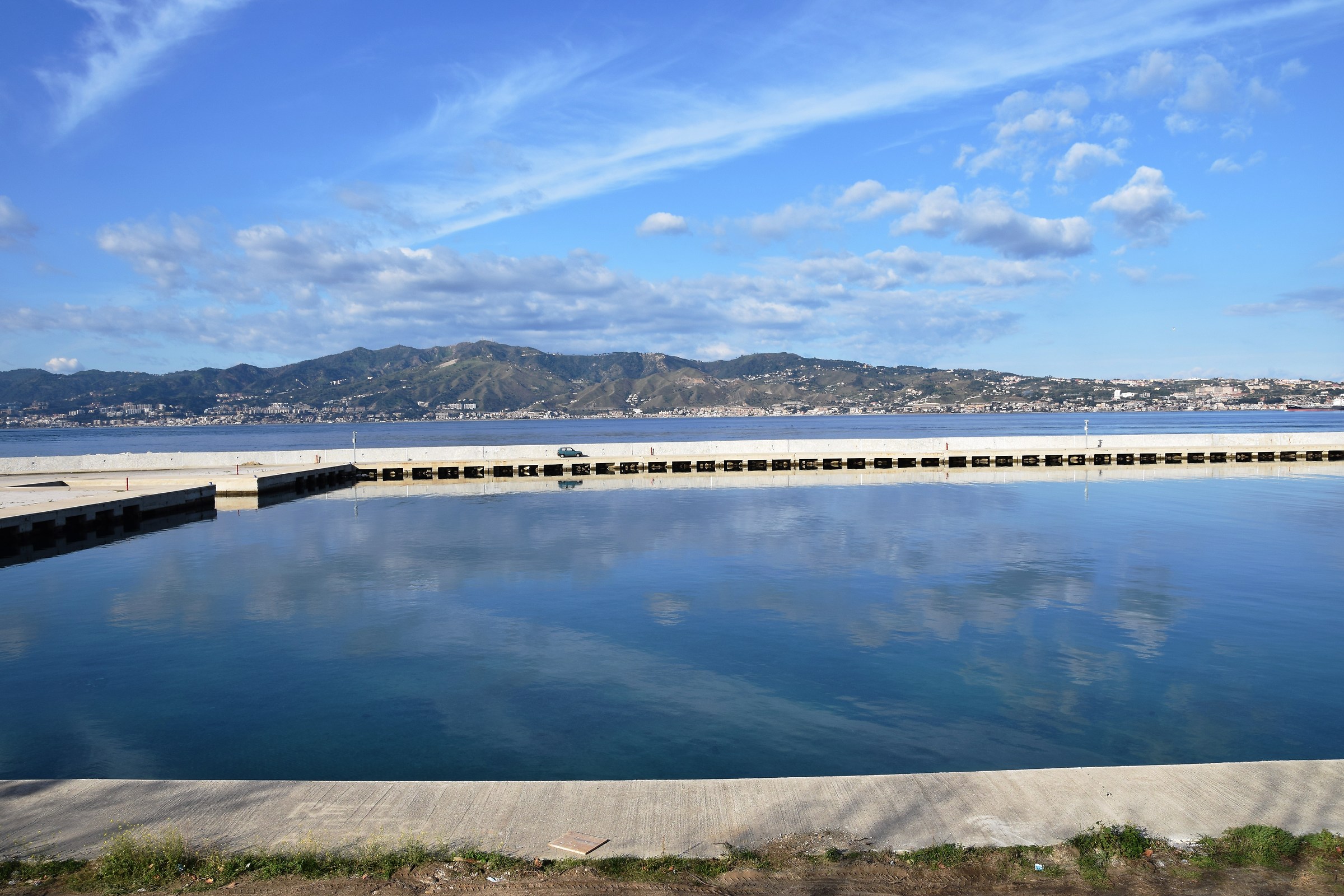 Construction of the port between Scilla and Cariddi