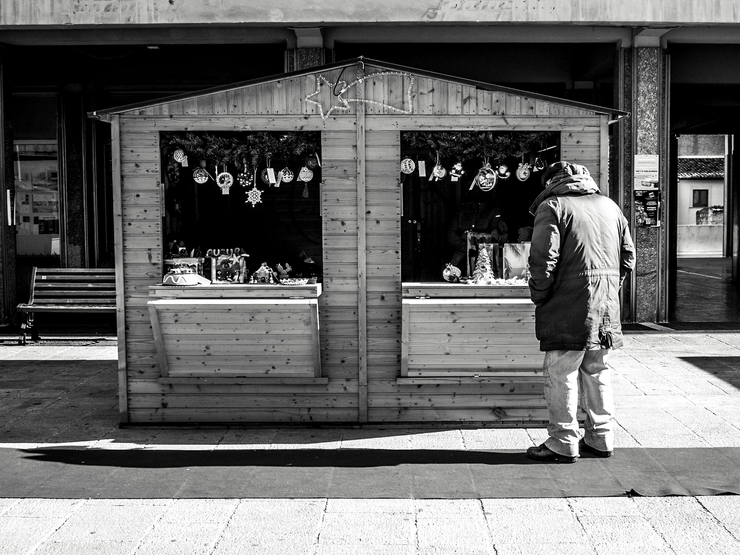 You can give more without being heroes ... at Christmas you ...