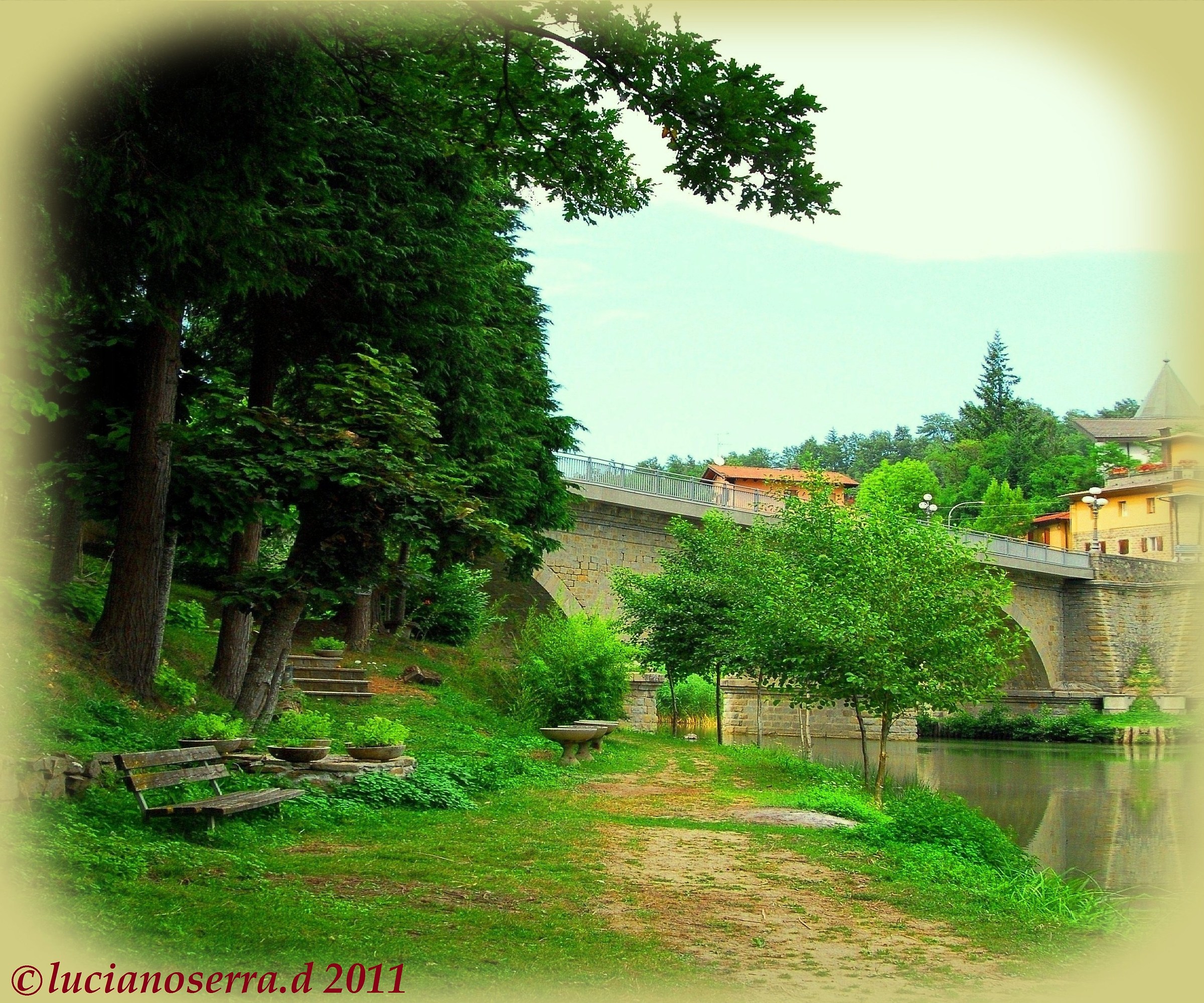 Il laghetto di Castel dell'Alpi... nella bella stagione