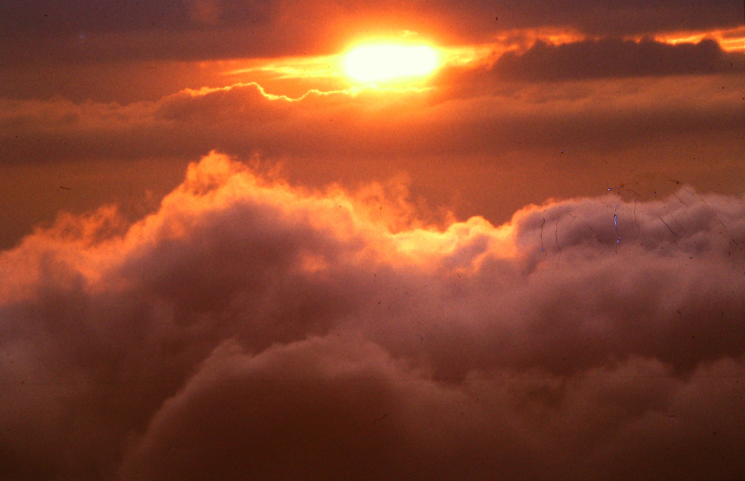 1319 - storms and splendors