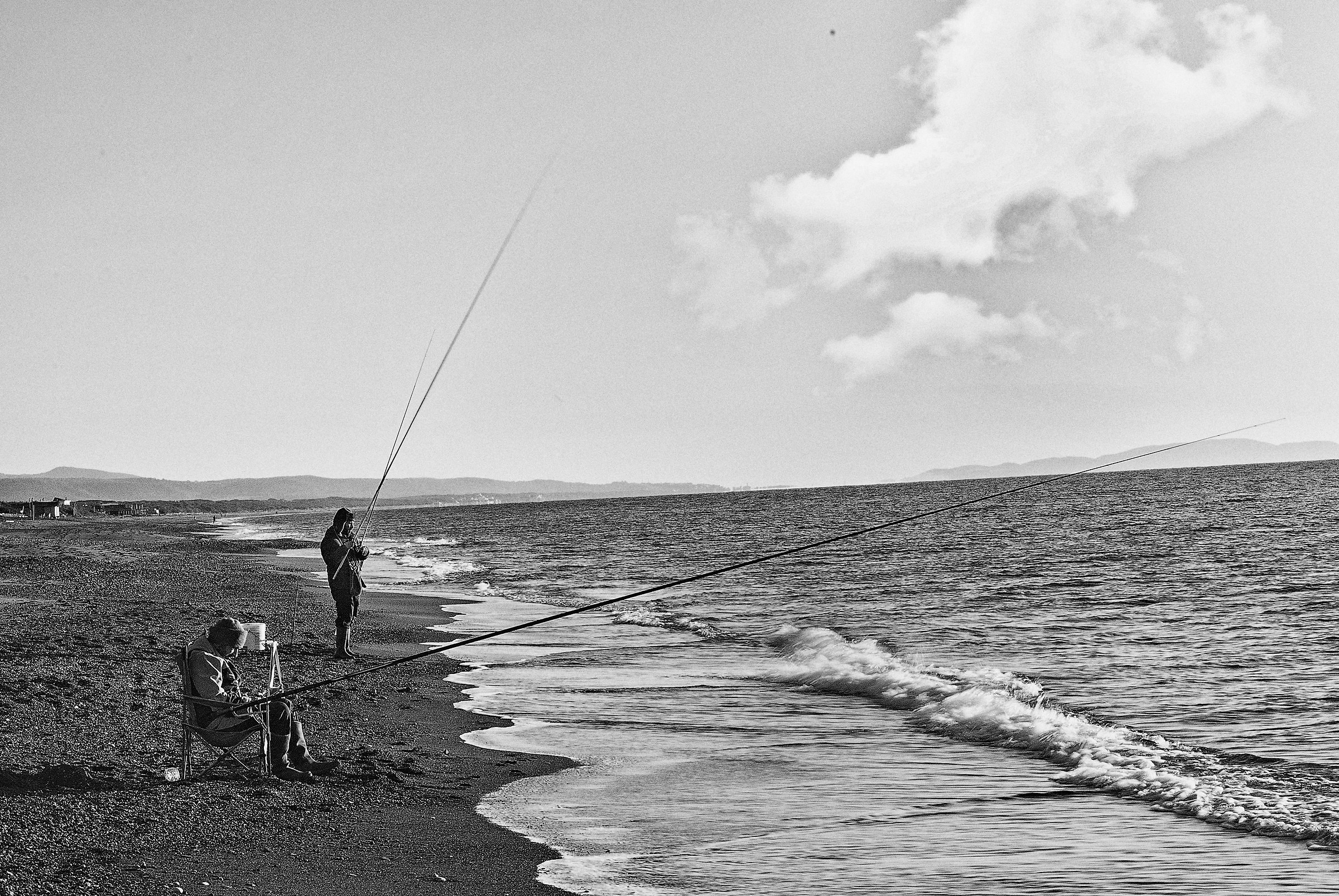At the shadow of the last sun, it was asleep as a fisherman.