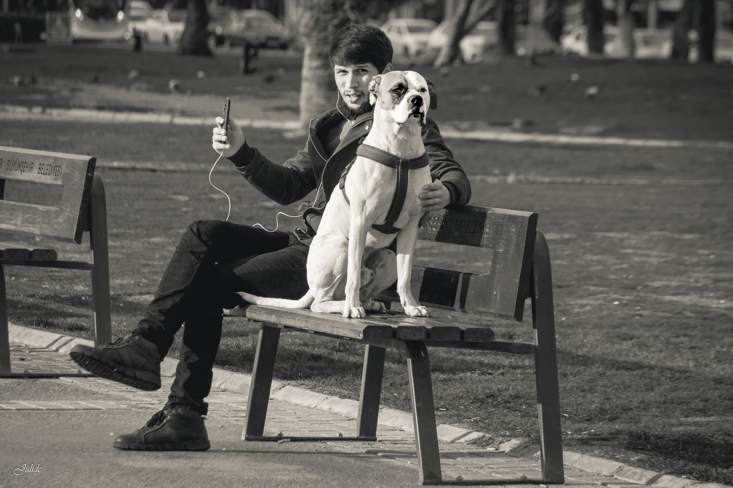 Don't need a phone, just a friend is enough!