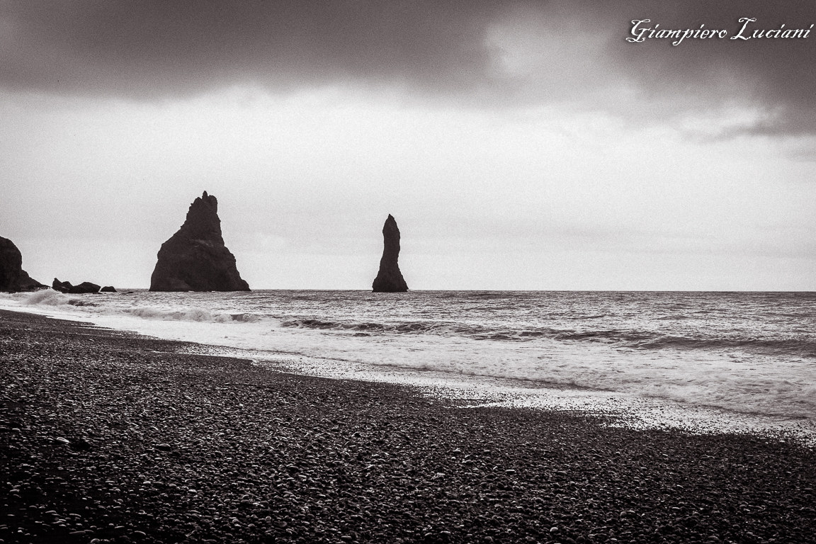 reynisfjara beach