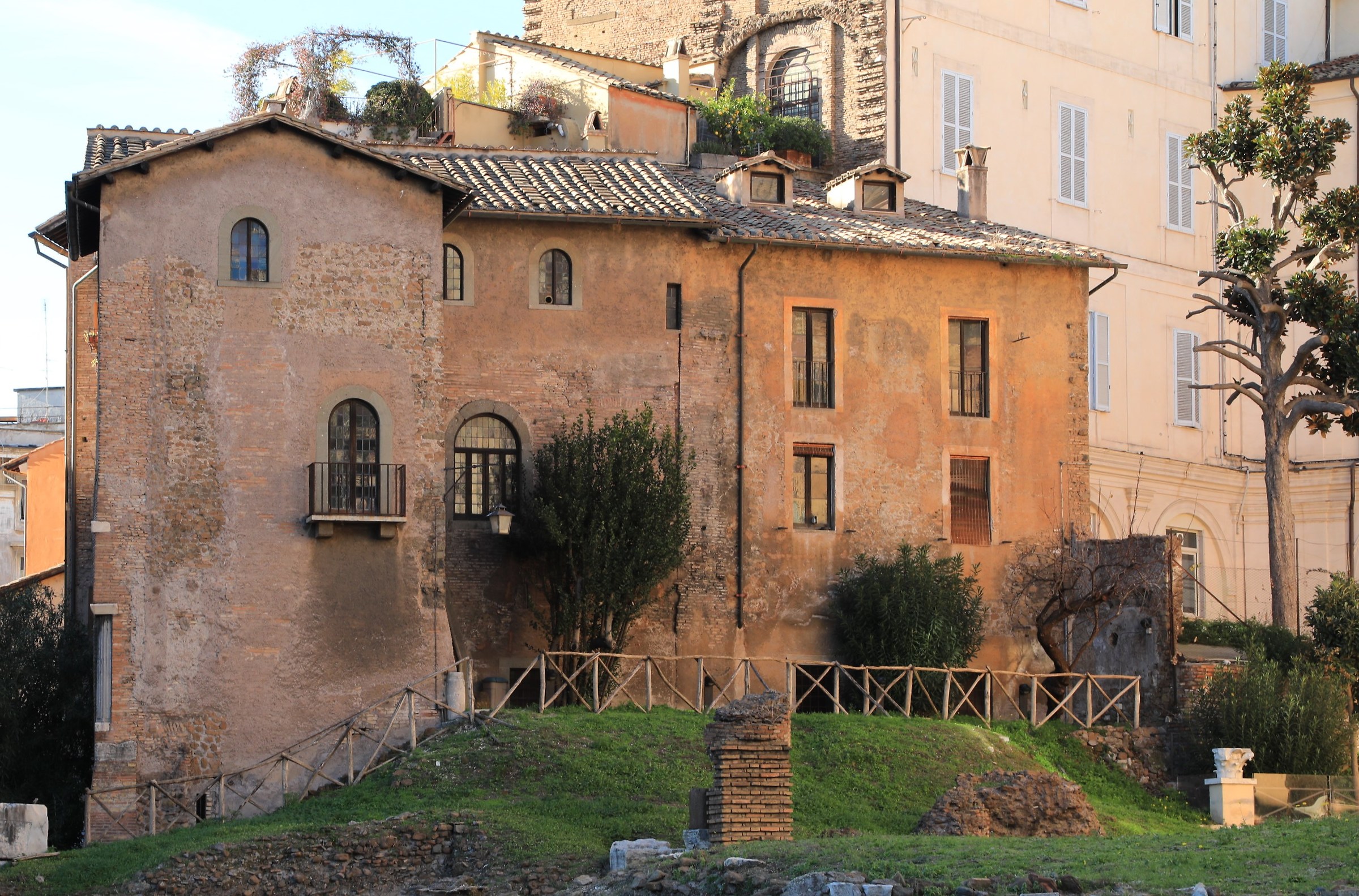 Rome Teatro Marcello (studio)