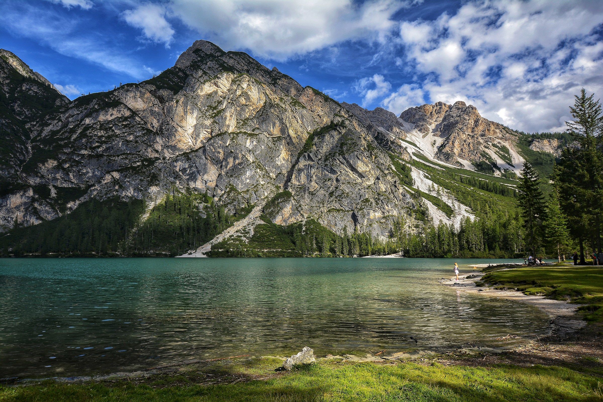 The girl from the lake