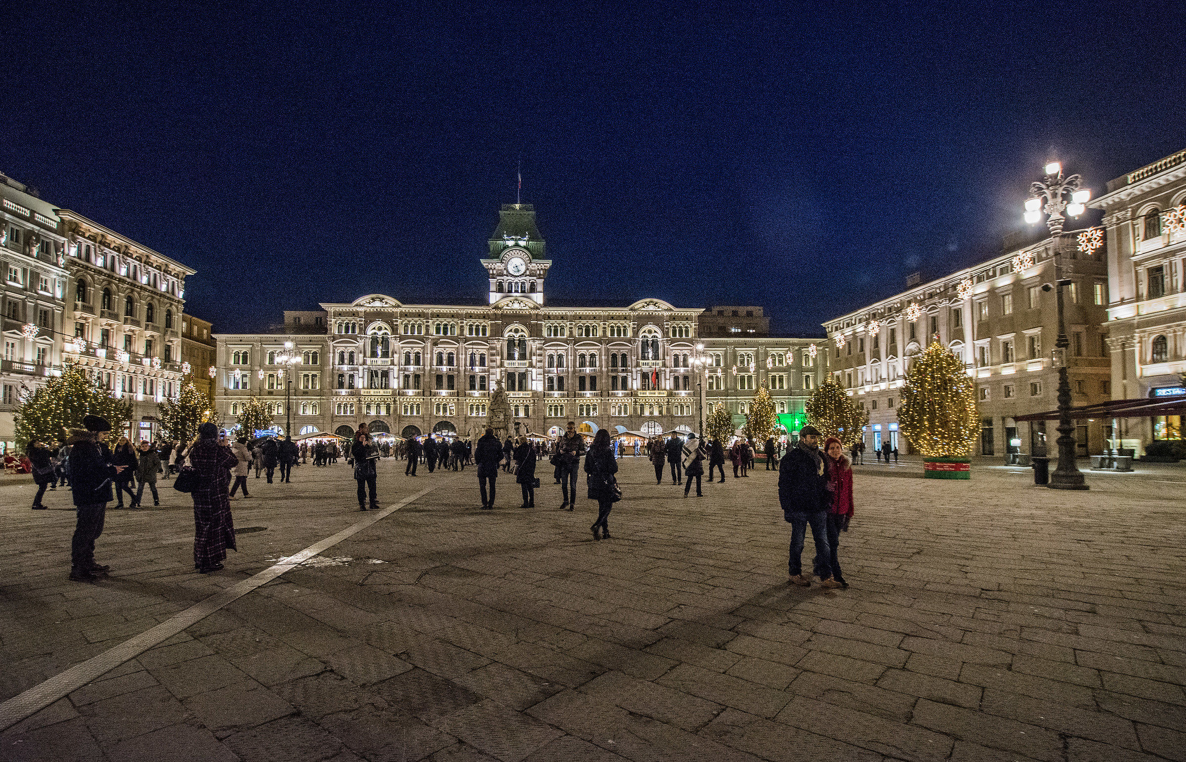 Christmas in the Piazza