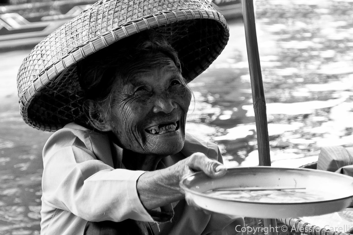 Sorridere con poco...