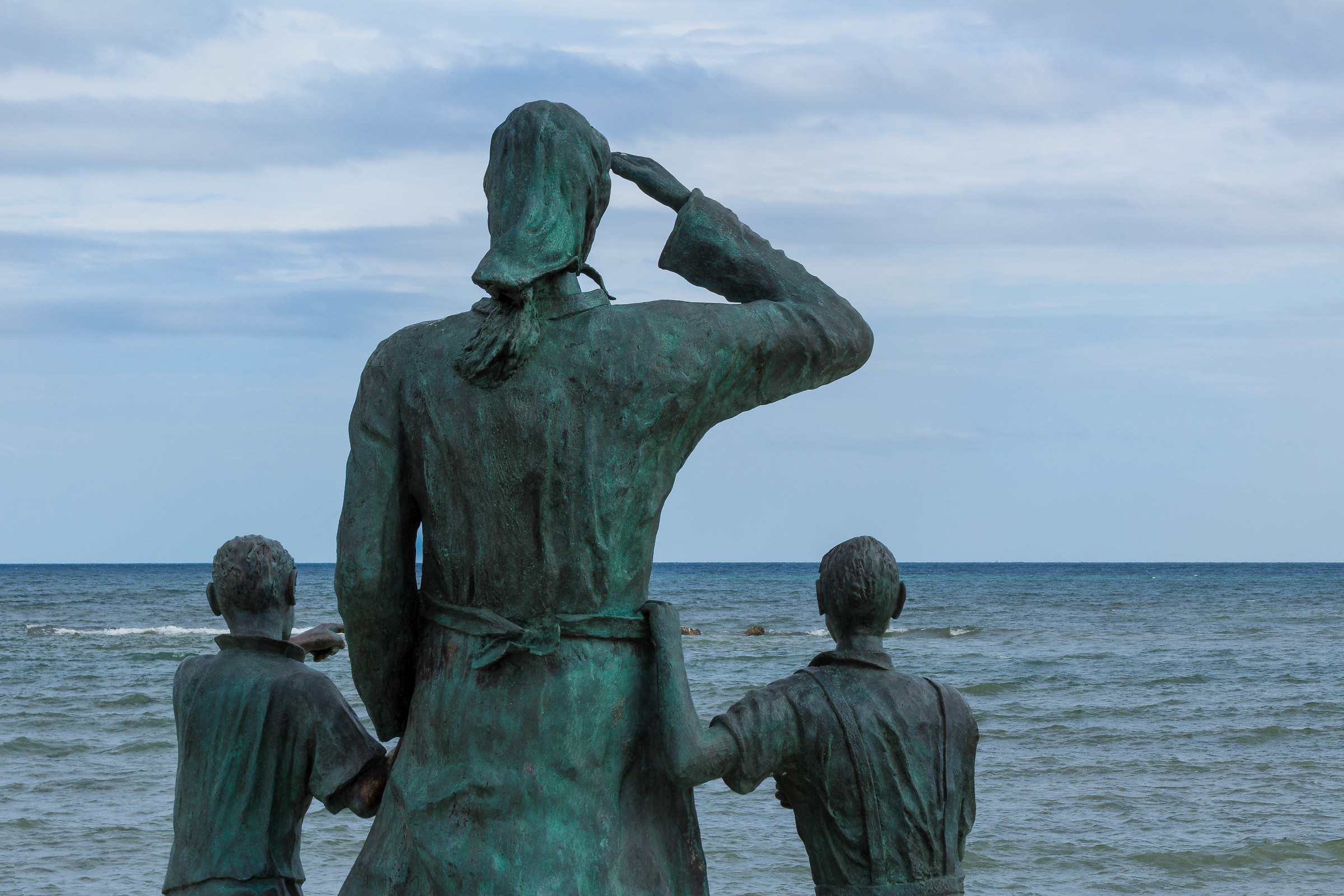 Le spose delle vittime del mare ...