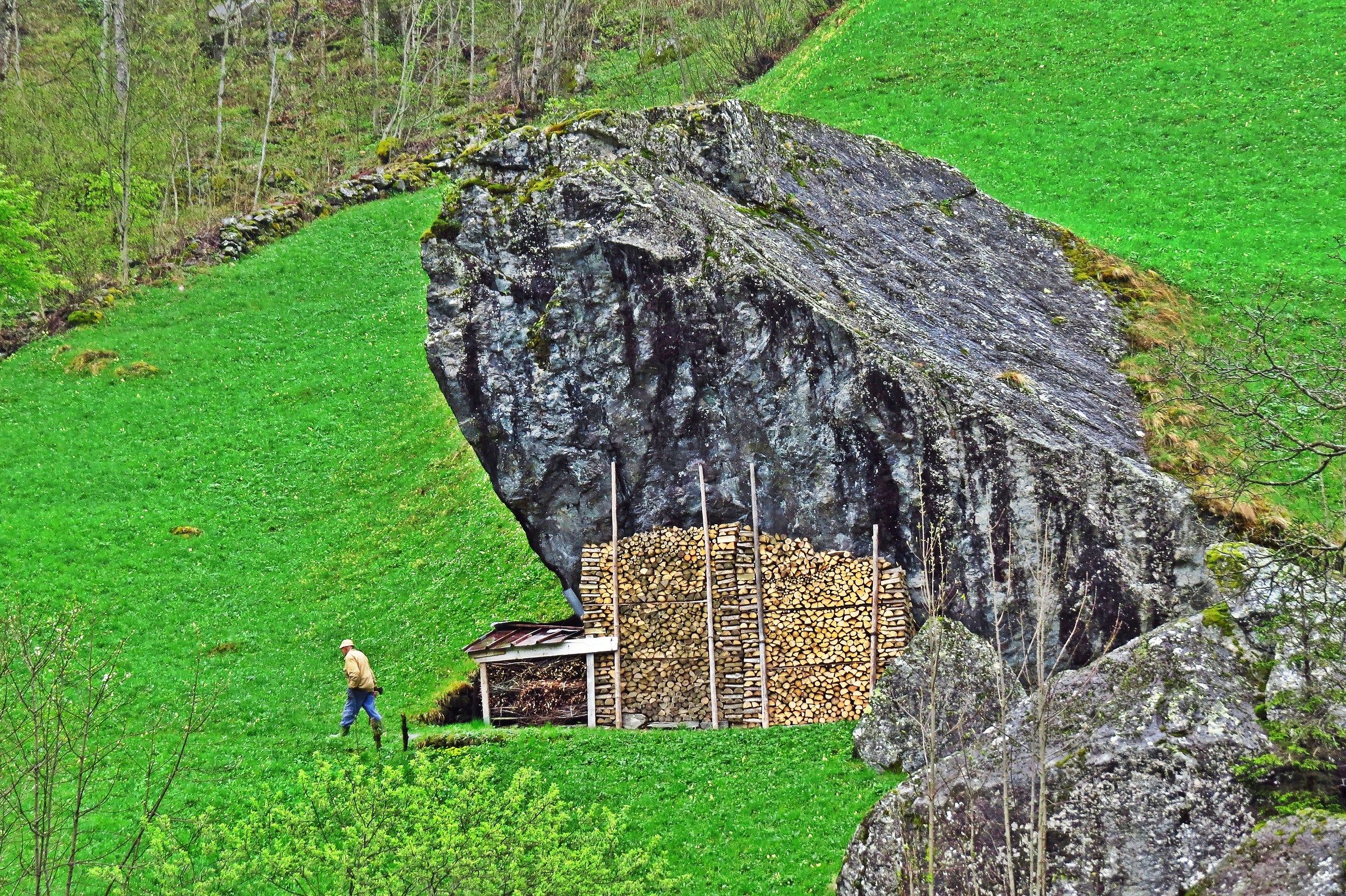 1759 - secluded provisions - SO Val Gerola